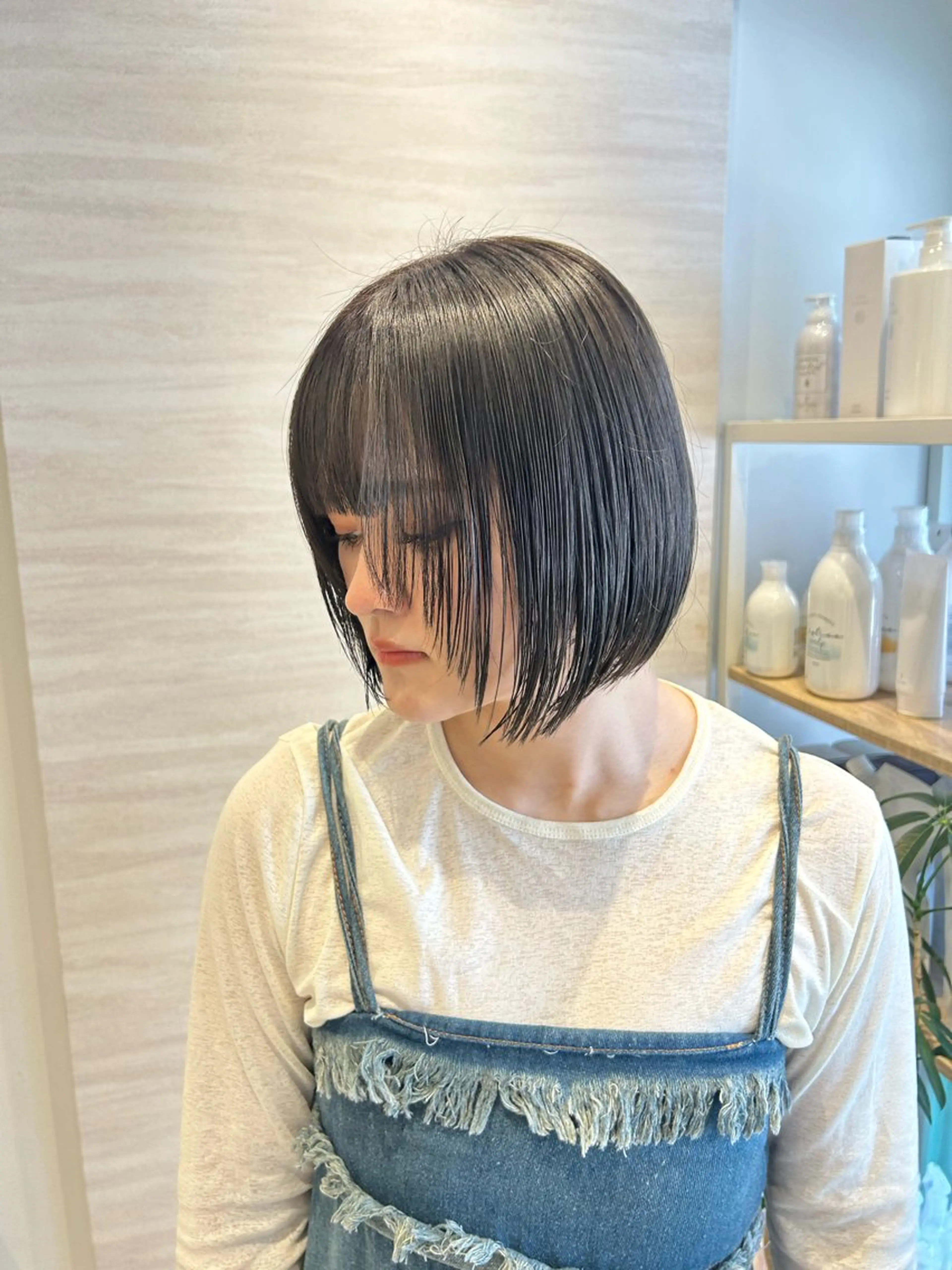 ショート ボブレイヤー ボブ 顔まわりレイヤー 顔周りカット レイヤーカット lole.所属・lole. まさきのヘアスタイル