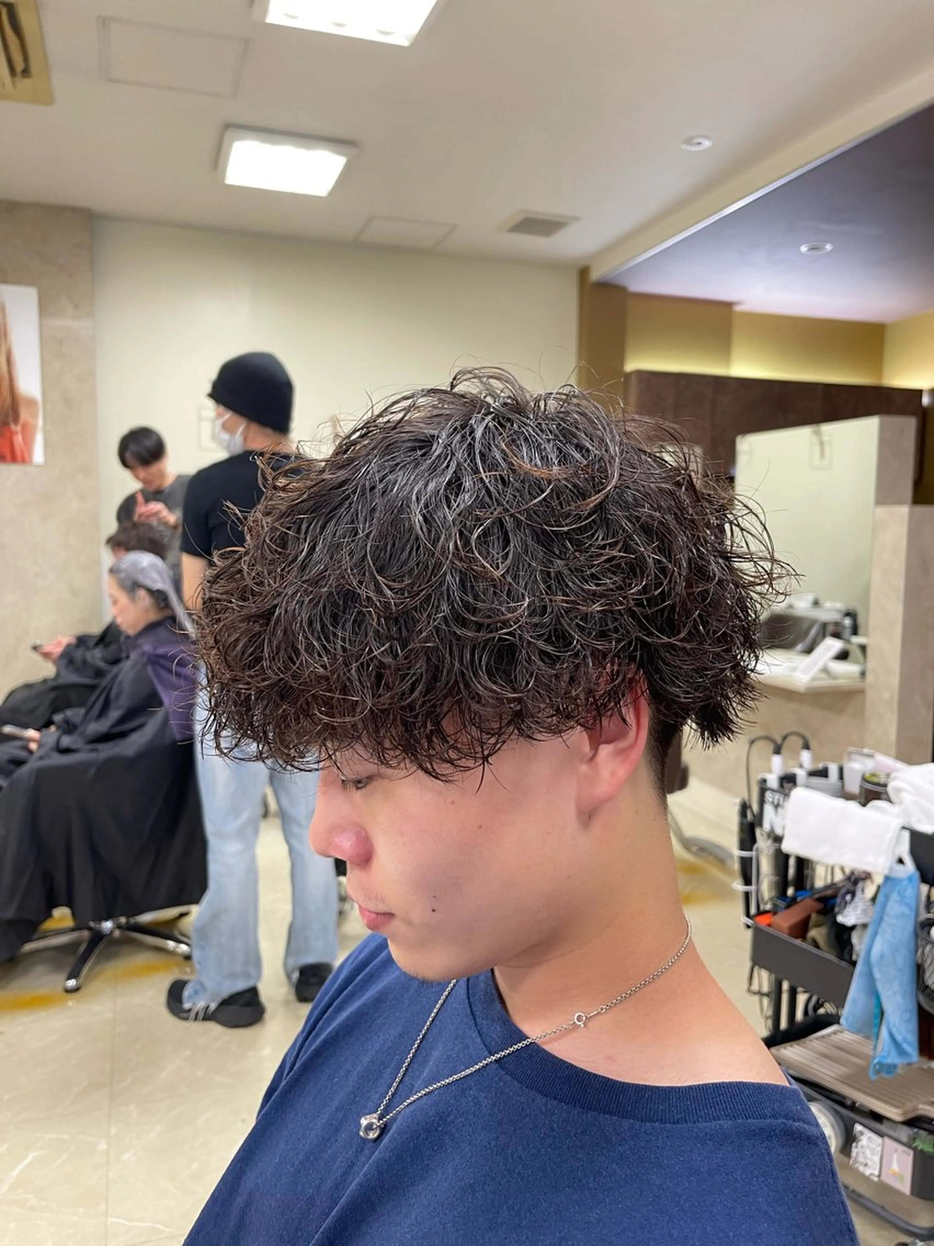 パーマ メンズ 波巻きパーマ CARE SHINSAIBASHI所属・はやと 【心斎橋美髪職人】のヘアスタイル
