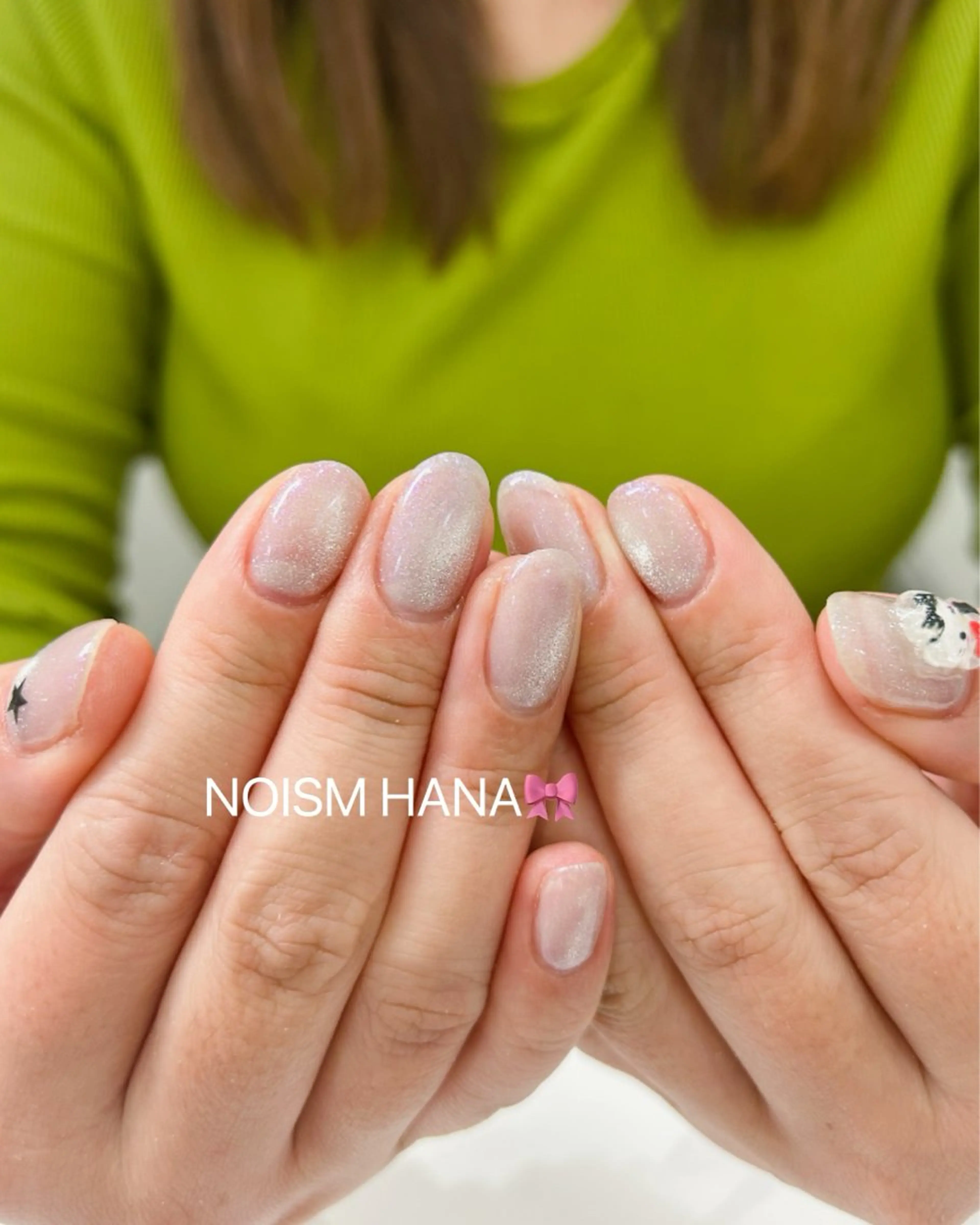 ネイル グラデーション キラキラネイル 韓国ネイル マグネットネイル ニュアンスネイル ハンドネイル 🎀大人nail /NOISMはな🎀のネイルデザイン