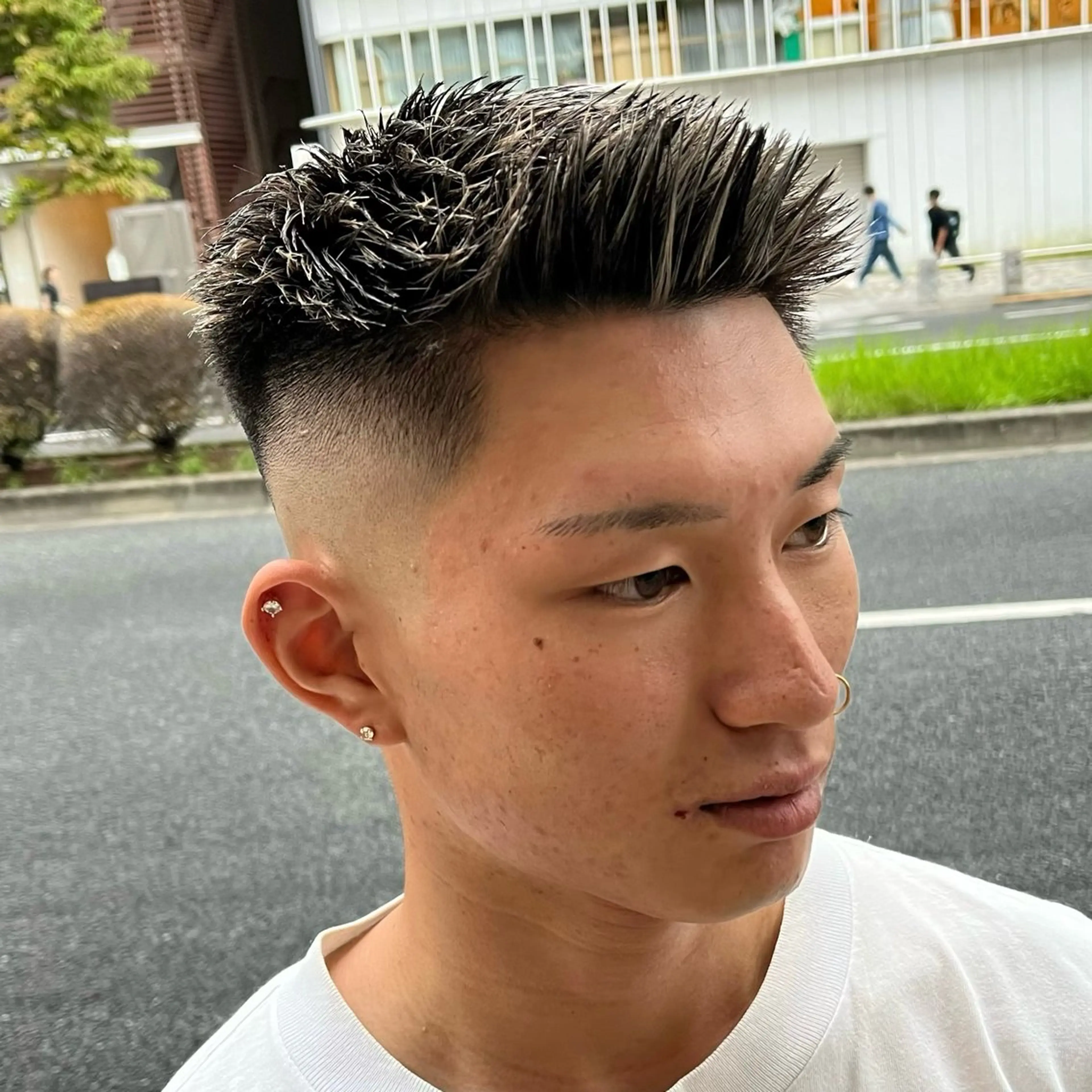 ショート カラー メンズ フェードカット メンズハイライト メンズメッシュ メンズパーマ スキンフェード カット ヘアカラー 立川/メンズパーマ 厚進太郎のヘアスタイル