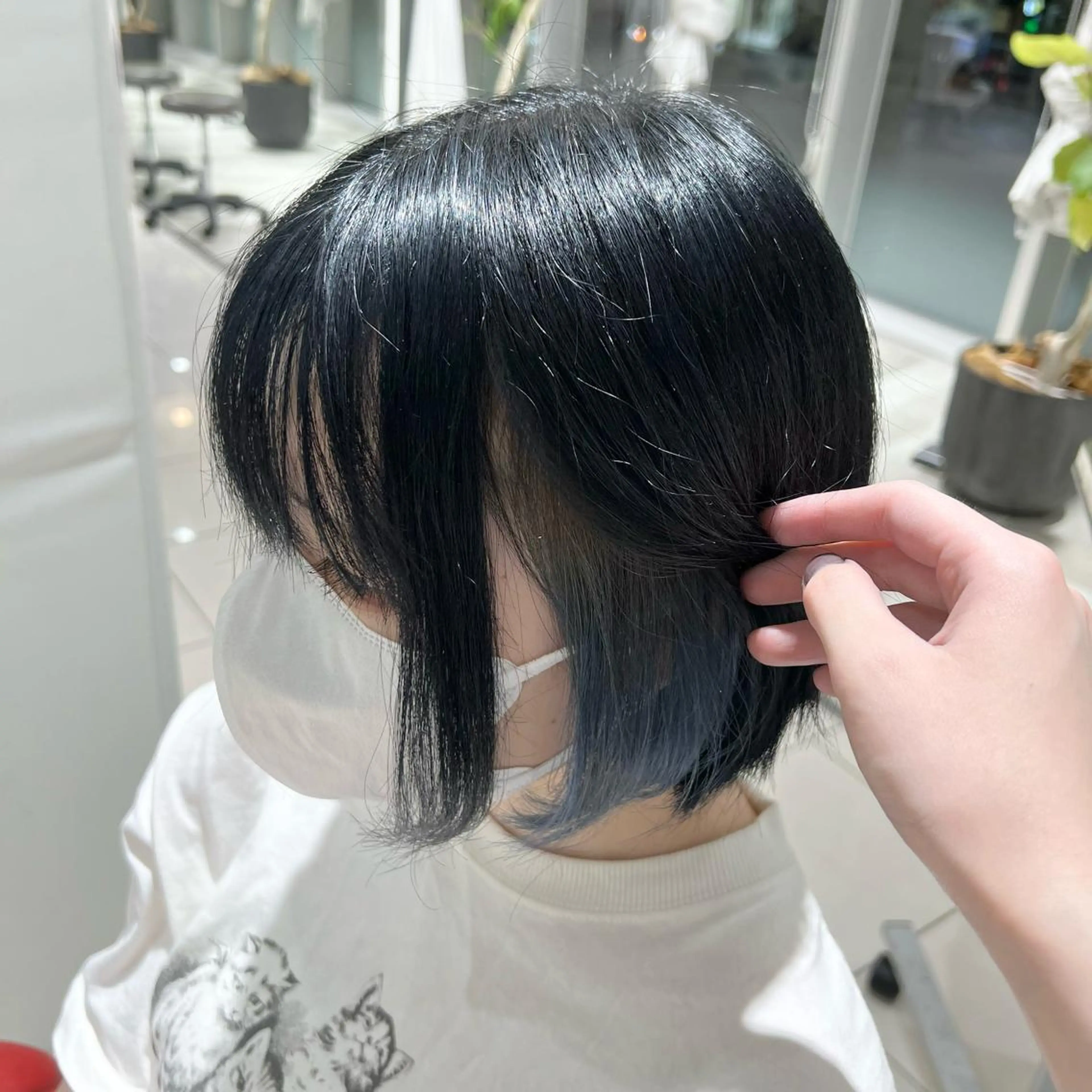 ミディアム カラー アッシュ ブルーカラー ブルーアッシュ ヘアカラー トリートメント stylist 🐶内藤 成香のヘアスタイル