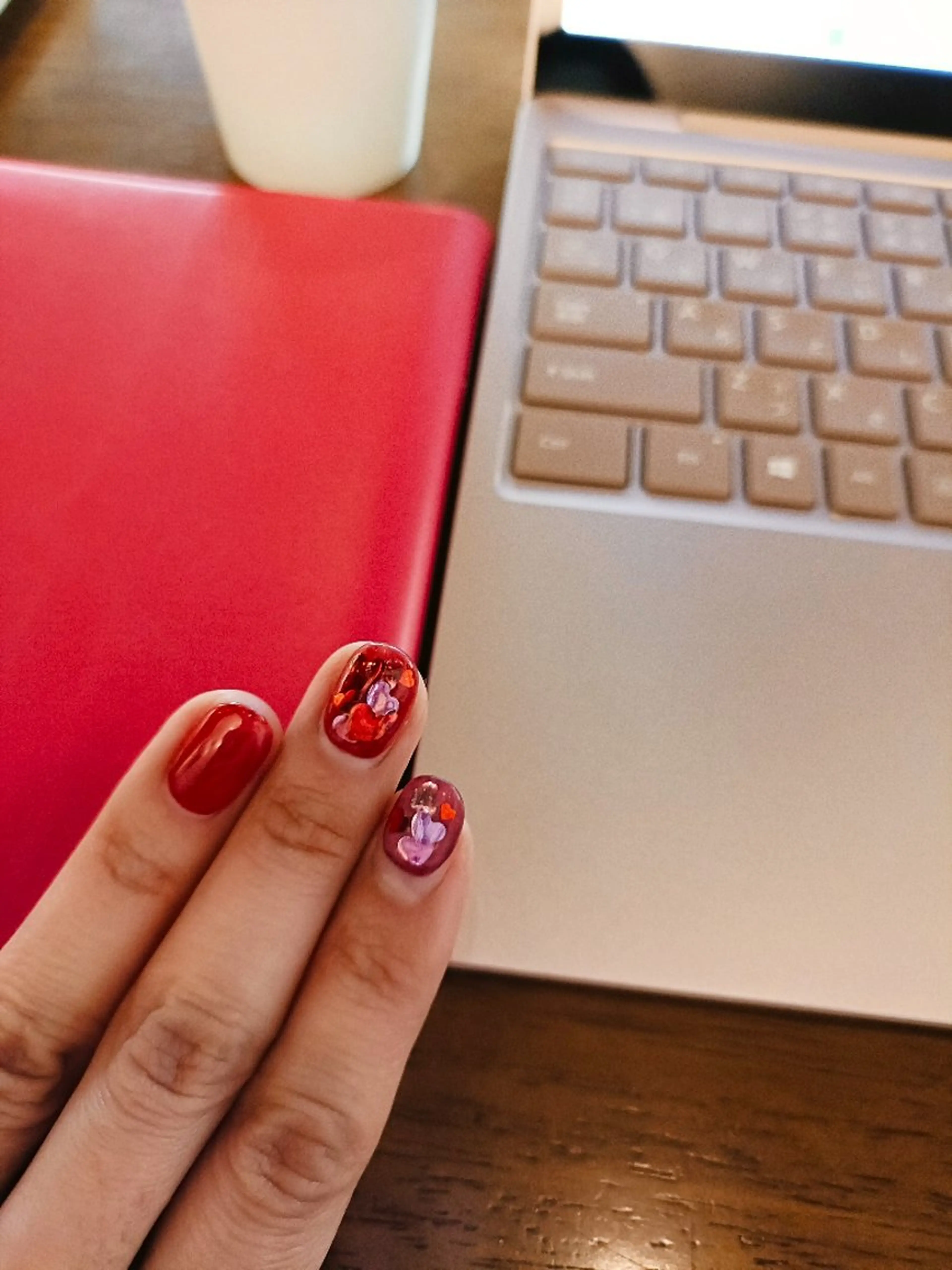 ネイル ハート ピンク 赤色 ハンドネイル ハンドケア 深爪矯正/爪育成ケア manie nailのネイルデザイン