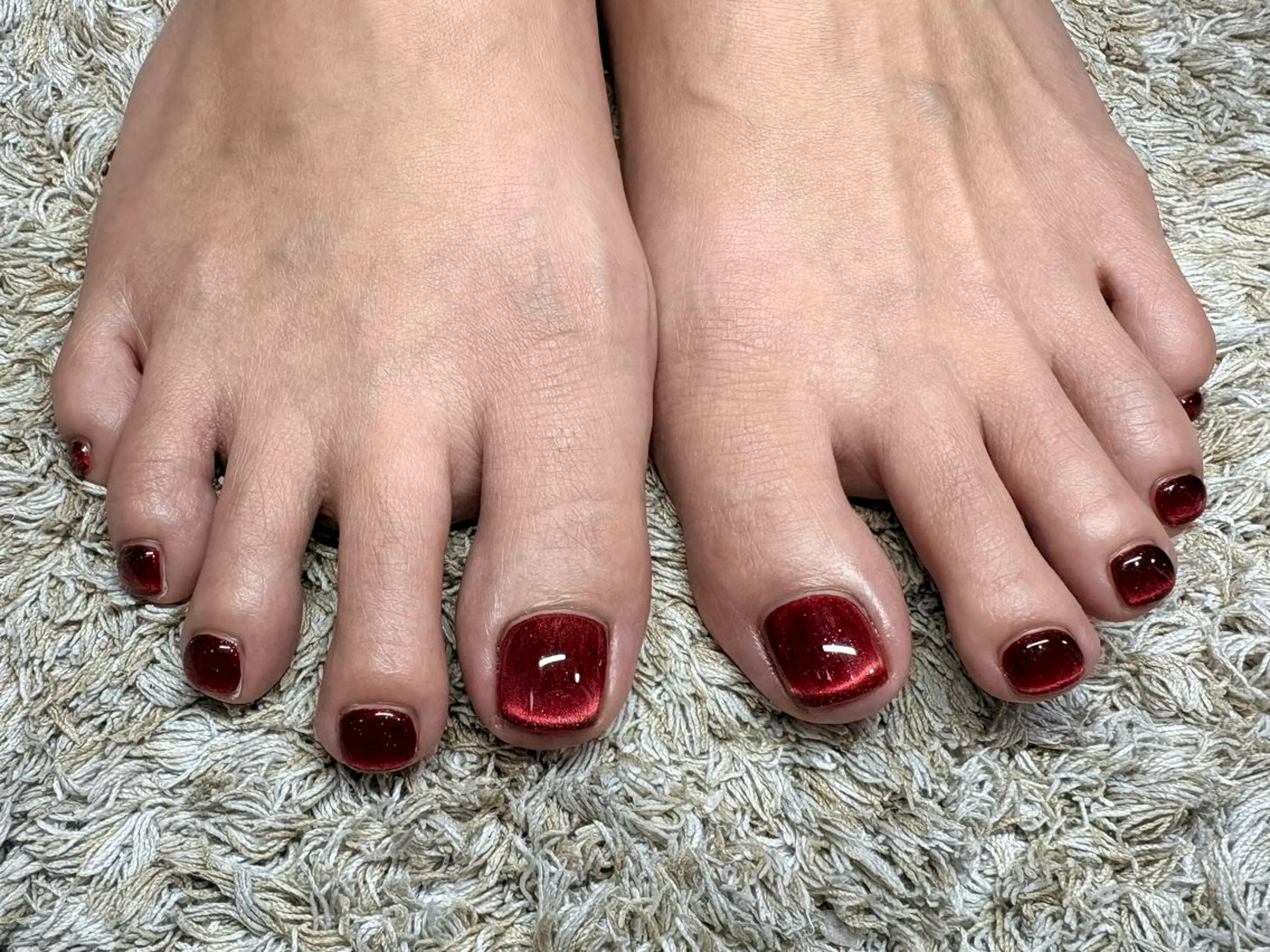 ネイル フットネイル ラメ(グリッター) マグネットネイル 持ち込み ワンホンネイル フットネイル ♡Bivi♡自爪に 優しいネイルサロンのネイルデザイン