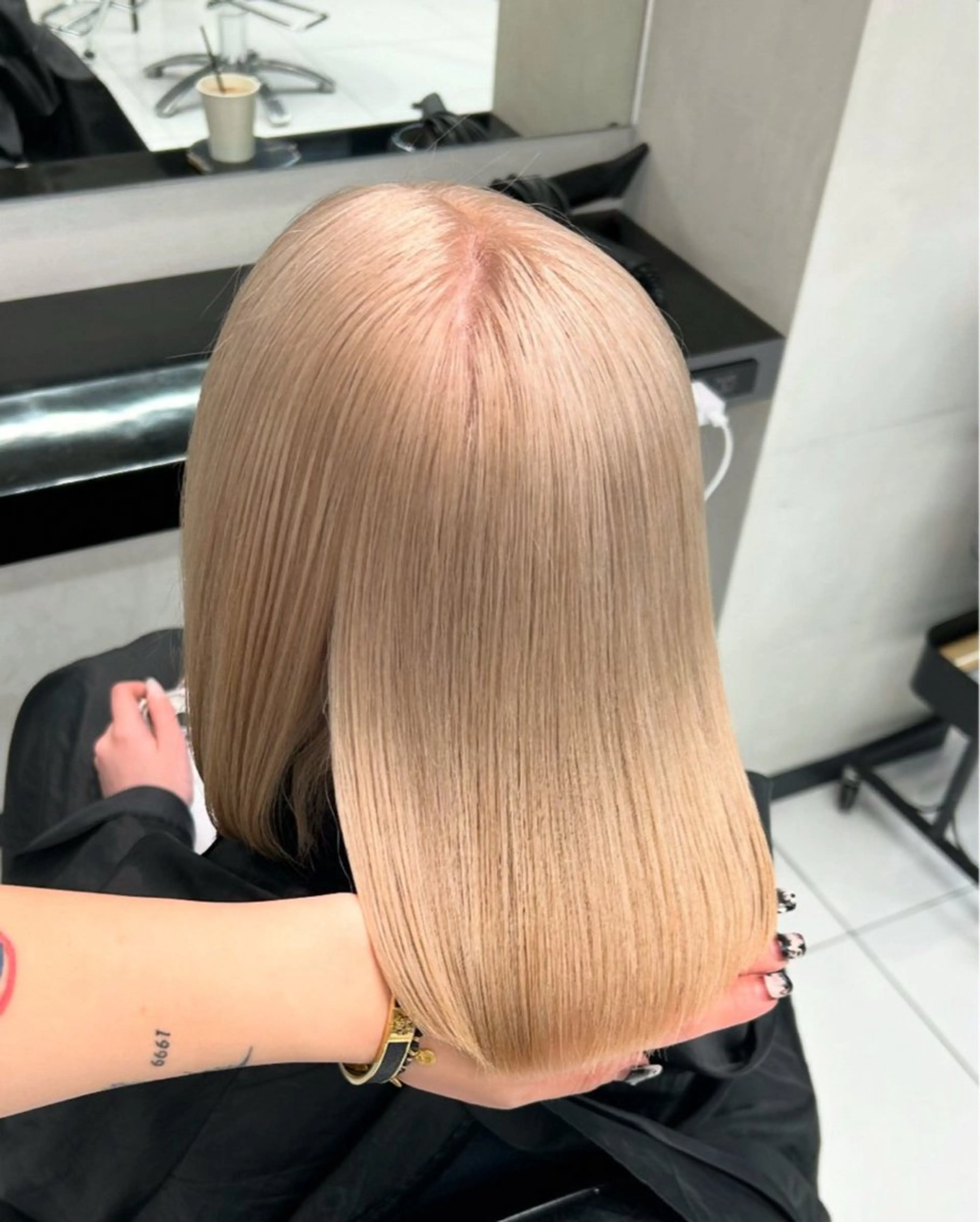 ミディアム カラー 【HAIR】 🌷ハイトーン🌷のヘアスタイル