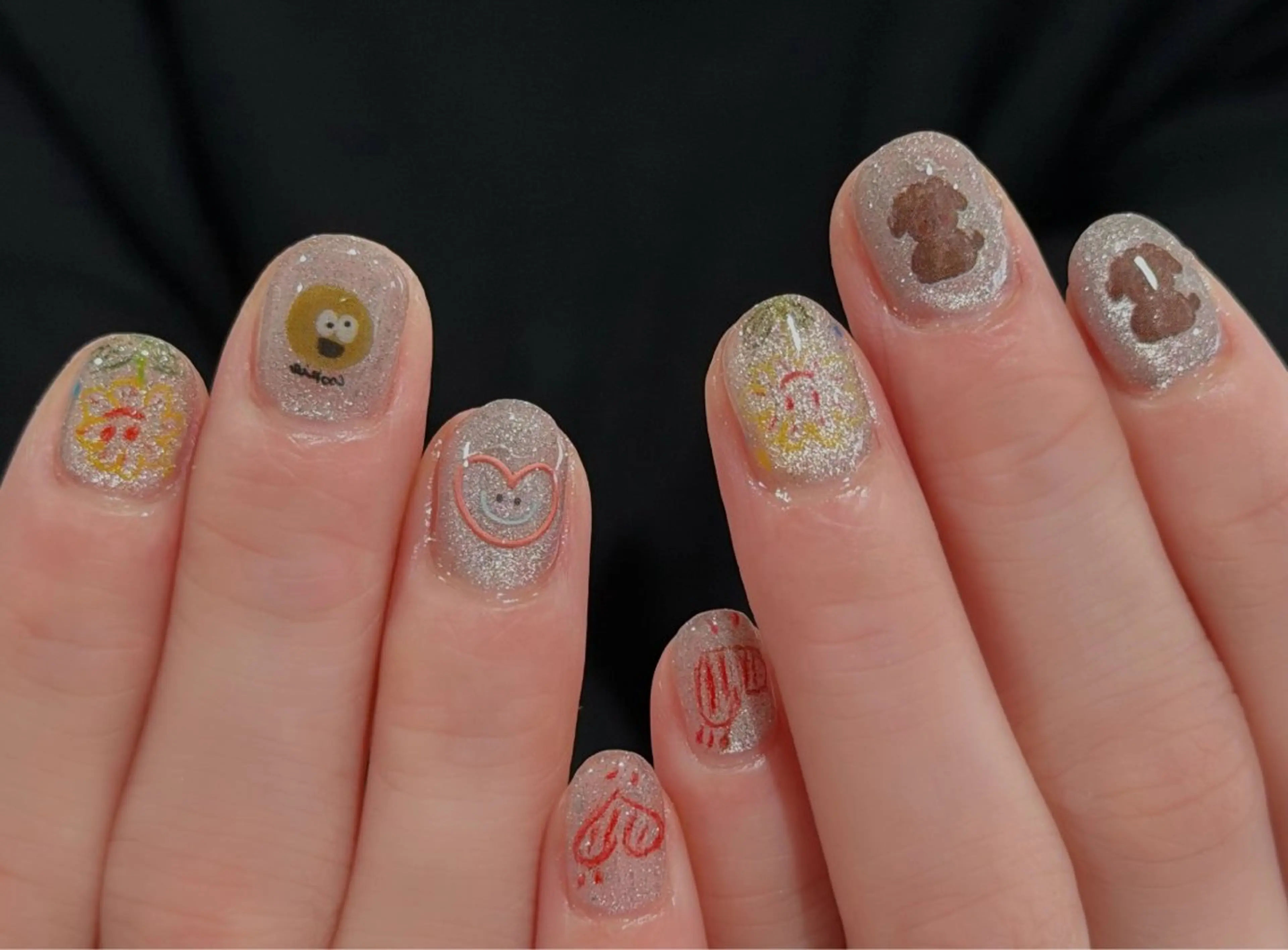 ネイル アートネイル ラメ(グリッター) ニュアンスネイル ハンドネイル ANOVA所属・ANOVA アノヴァのネイルデザイン