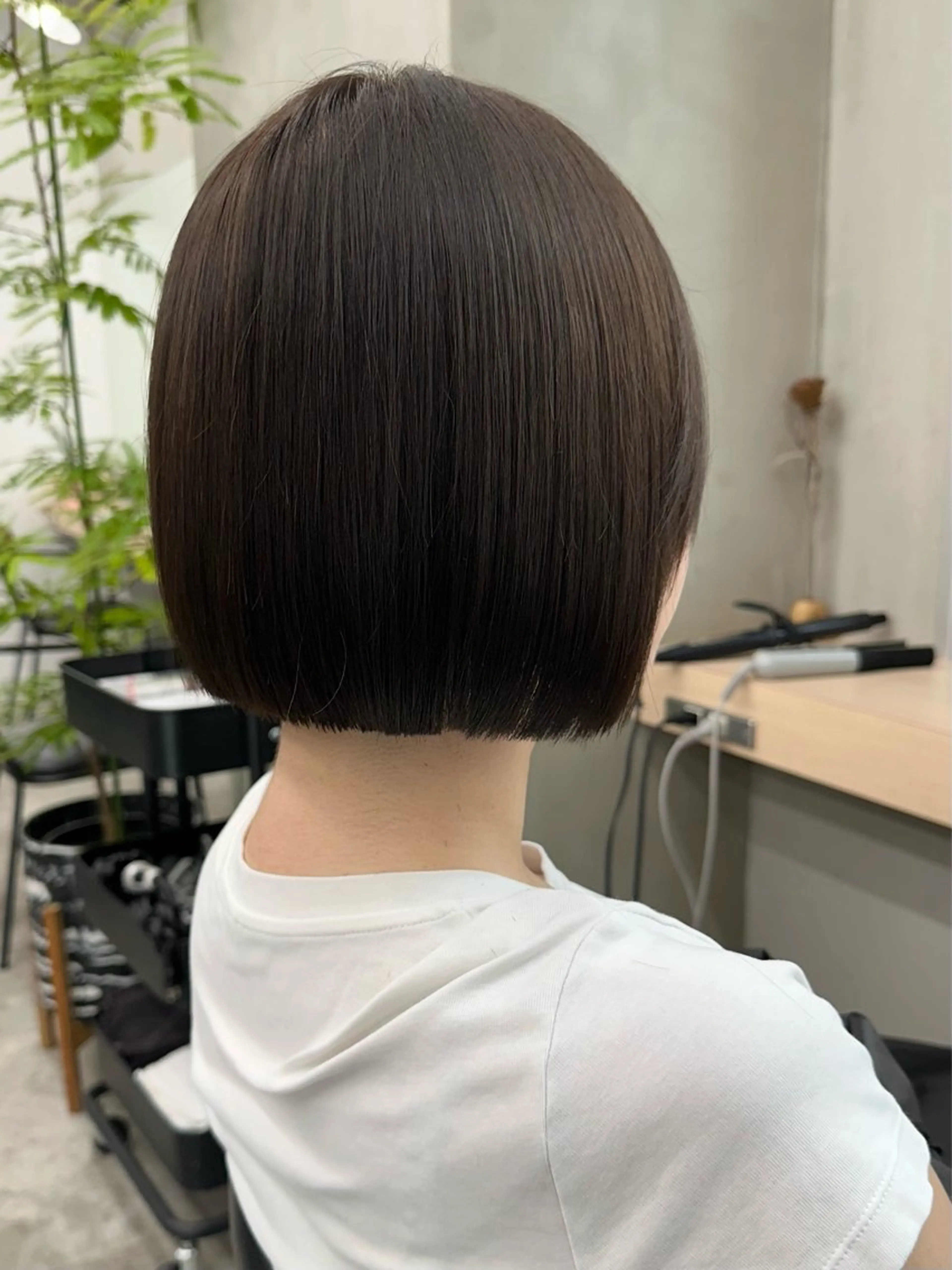 ショート カット ヘアカラー 切りっぱなしボブ/ 小顔ボブNANAのヘアスタイル