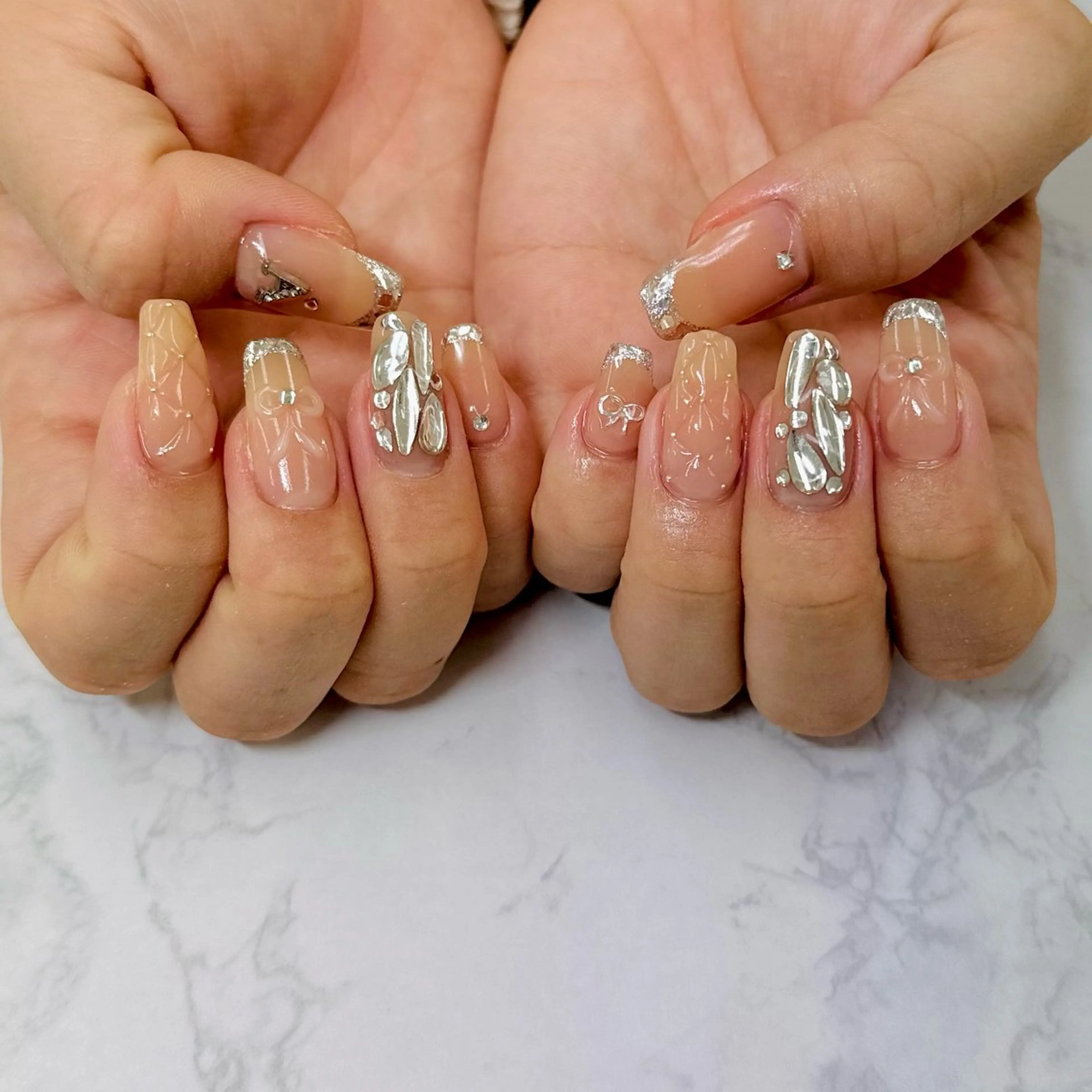 ネイル nailsalon mio  Rieのネイルデザイン