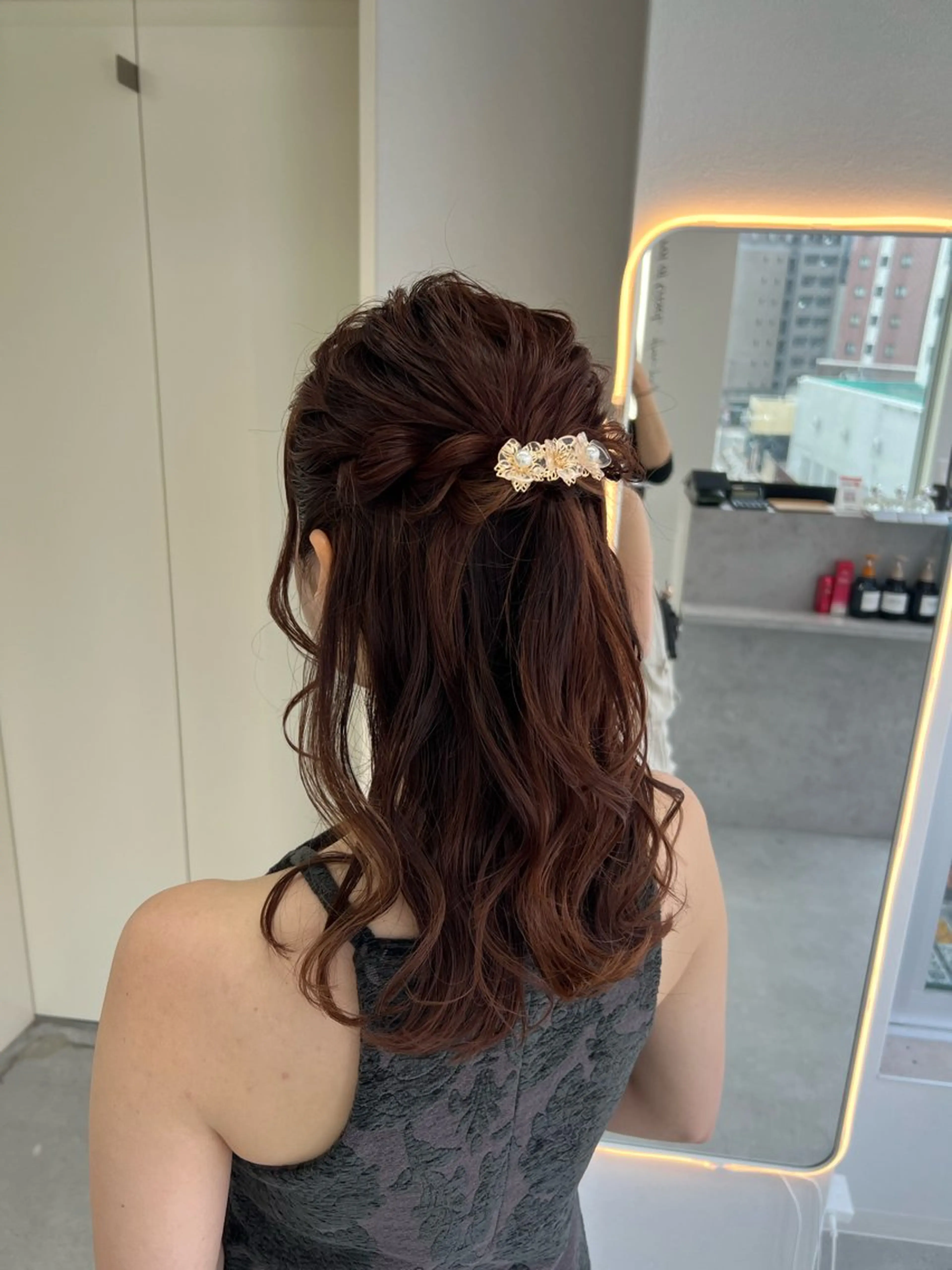 ミディアム ヘアセット maya レイヤーカットのヘアスタイル