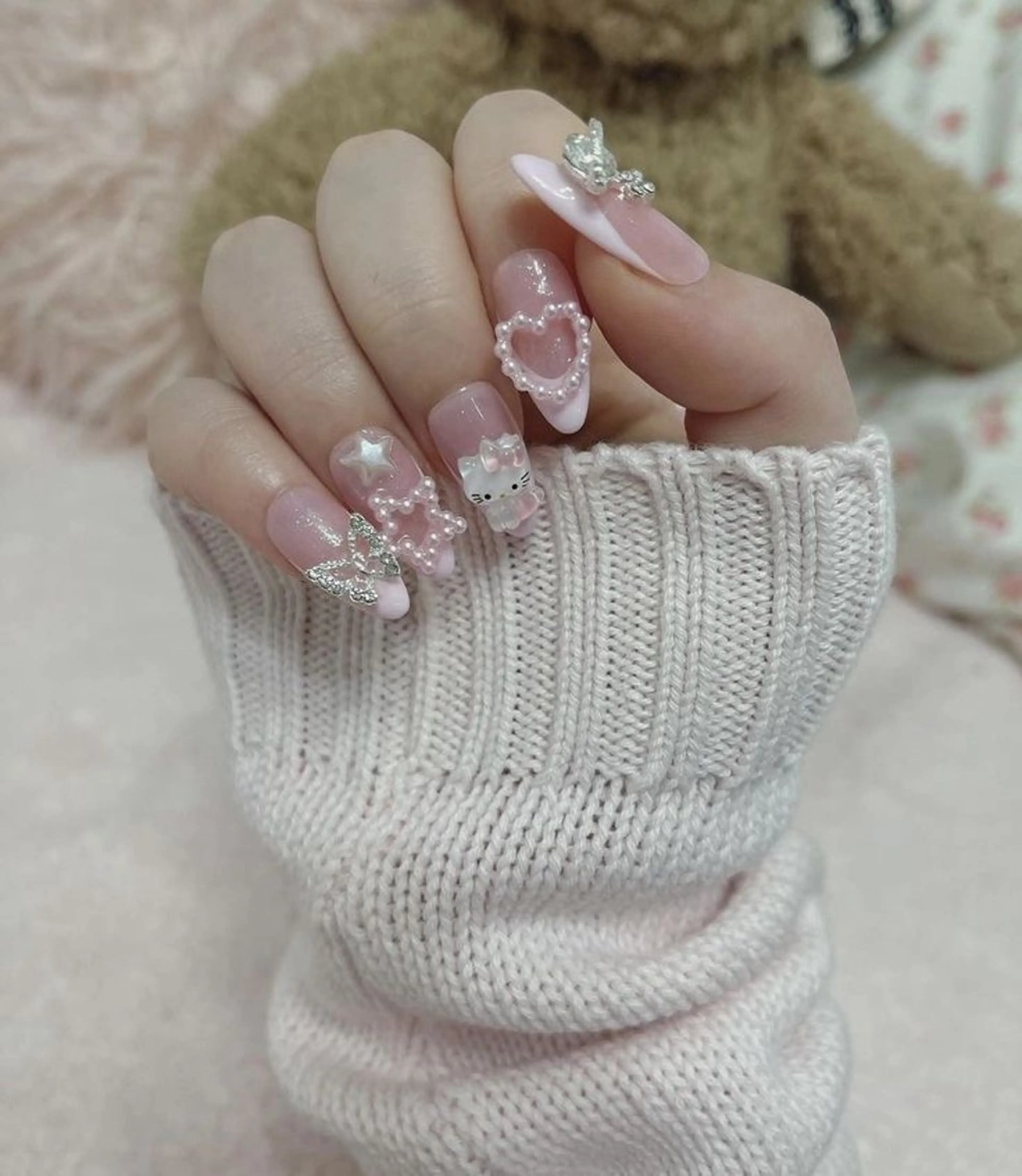 ネイル 長さ出し フレンチネイル グラデーション 卒業式 マグネットネイル ハンドネイル MIHANA HIKARIのネイルデザイン