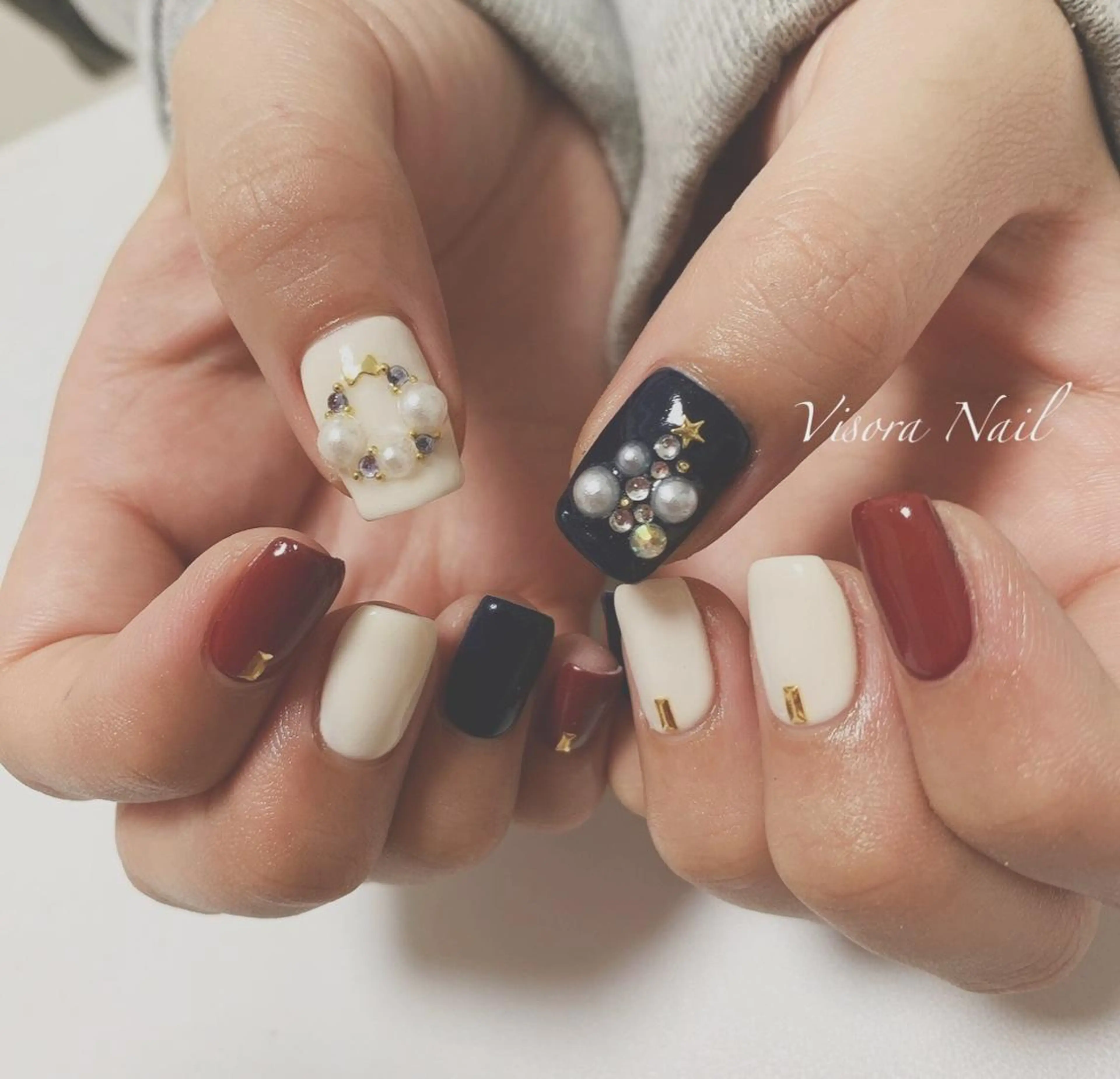 ネイル ハンドネイル 美SORA ～ｳﾞｨｿﾗ～のネイルデザイン