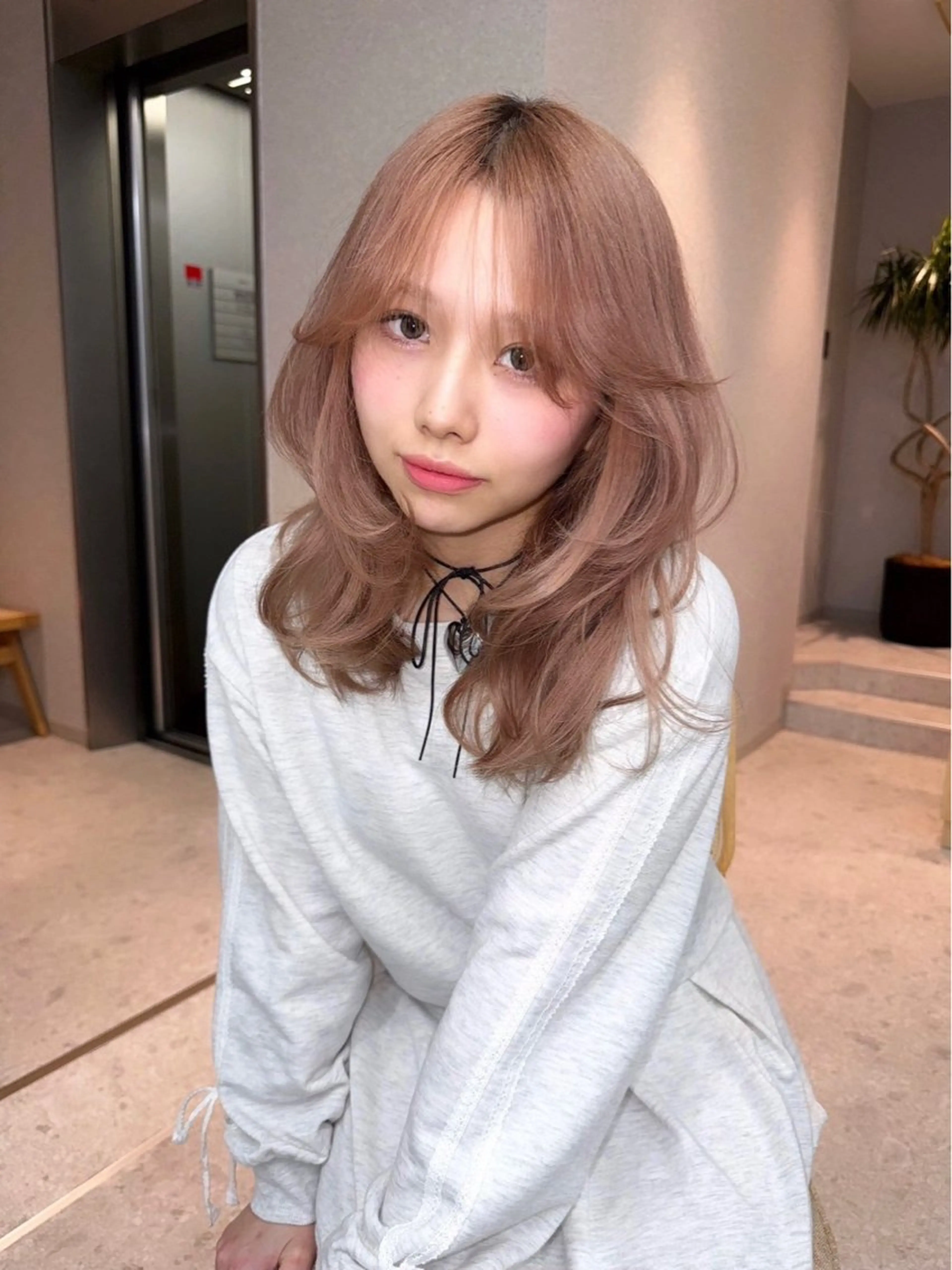 カラー ベージュカラー ブリーチ ダブルカラー インナーカラー ブリーチなしカラー ヘアカラー 当日予約/天神美容室 HACKのヘアスタイル