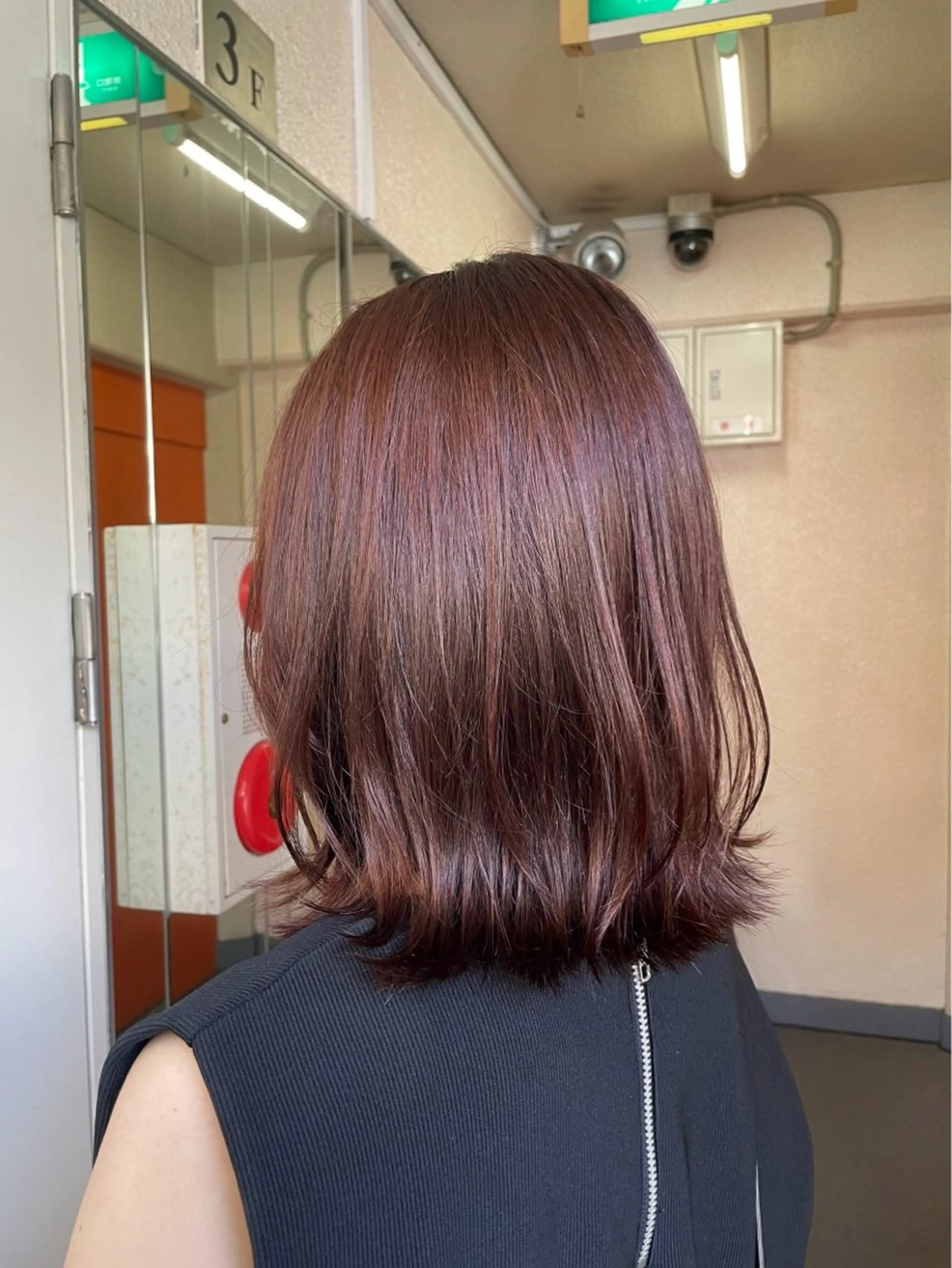 ミディアム カラー ふかたさや🫧 艶感✖️透明感カラーのヘアスタイル