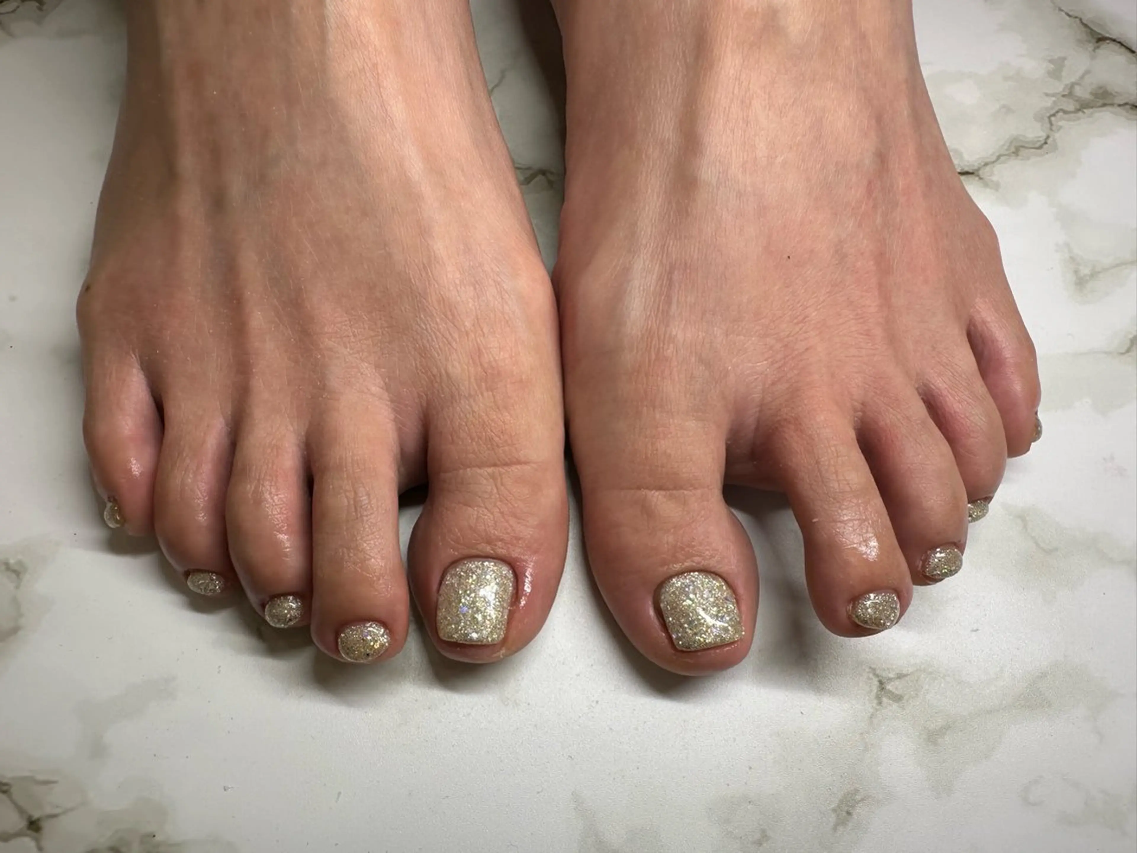 ネイル フットネイル AOAQUA SHIORIのネイルデザイン