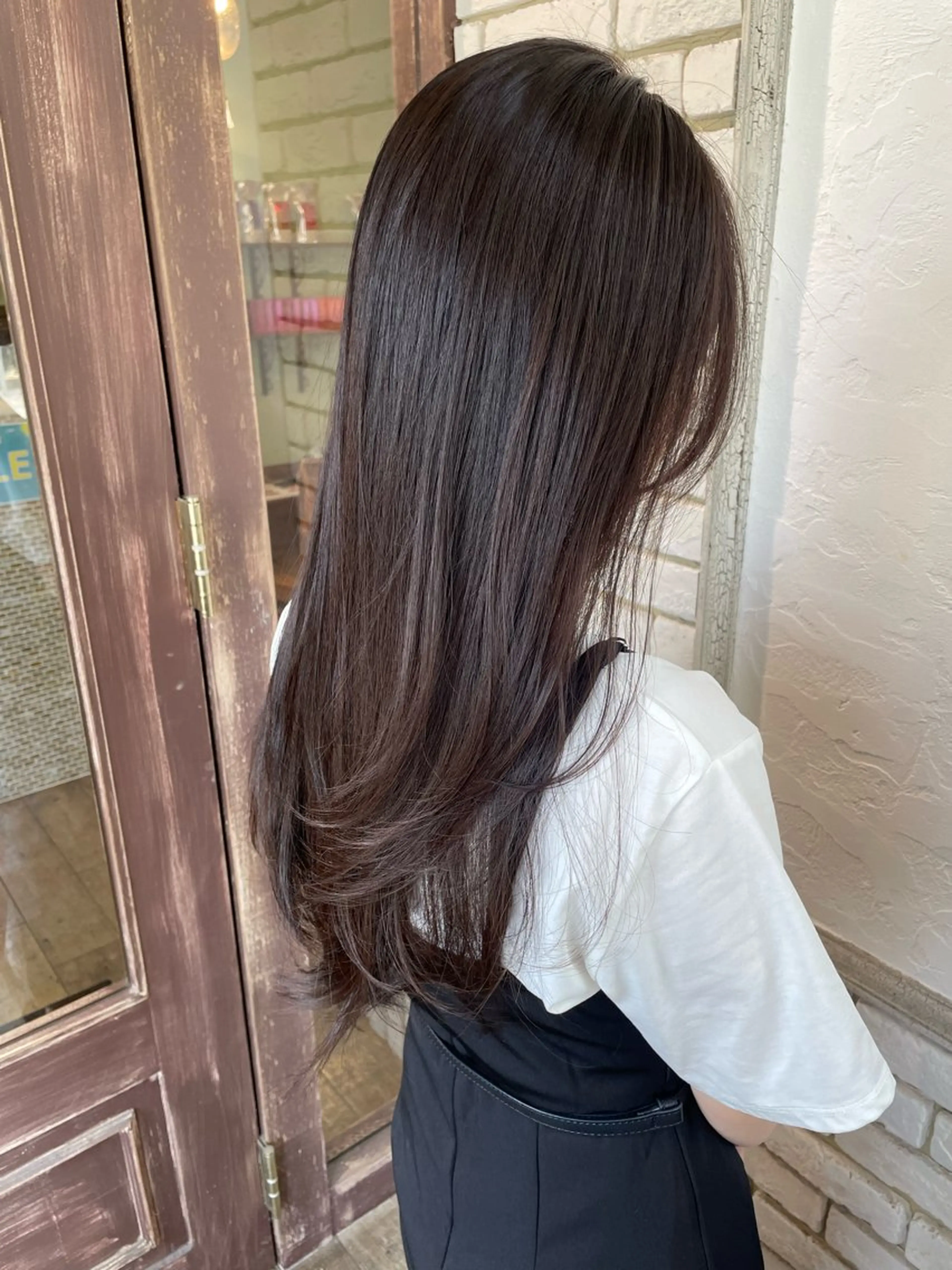 ロング 安江 安江理緒のヘアスタイル