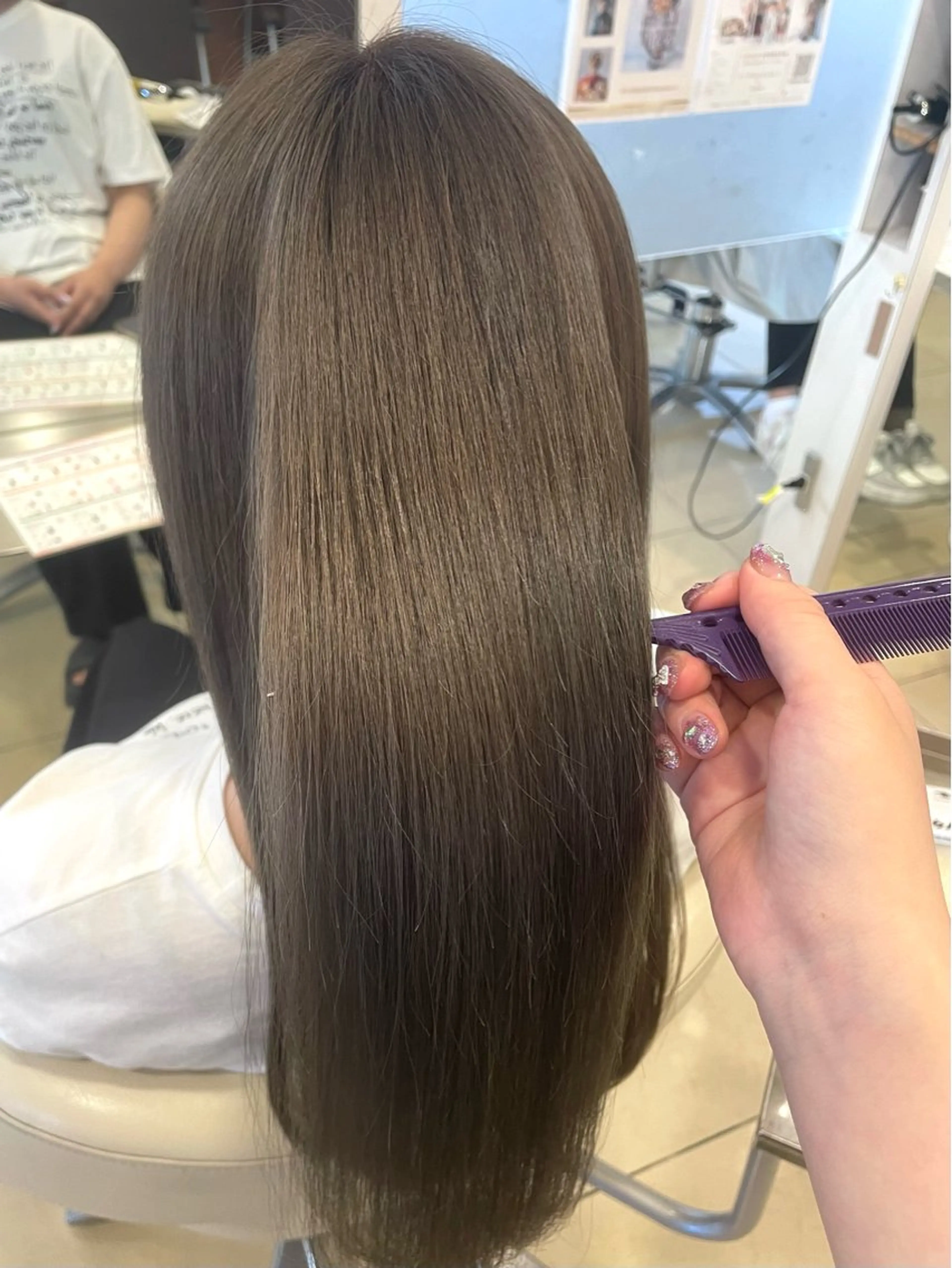 セミロング ヘアカラー トリートメント 💖透明感カラー💖 西添 奈々美のヘアスタイル