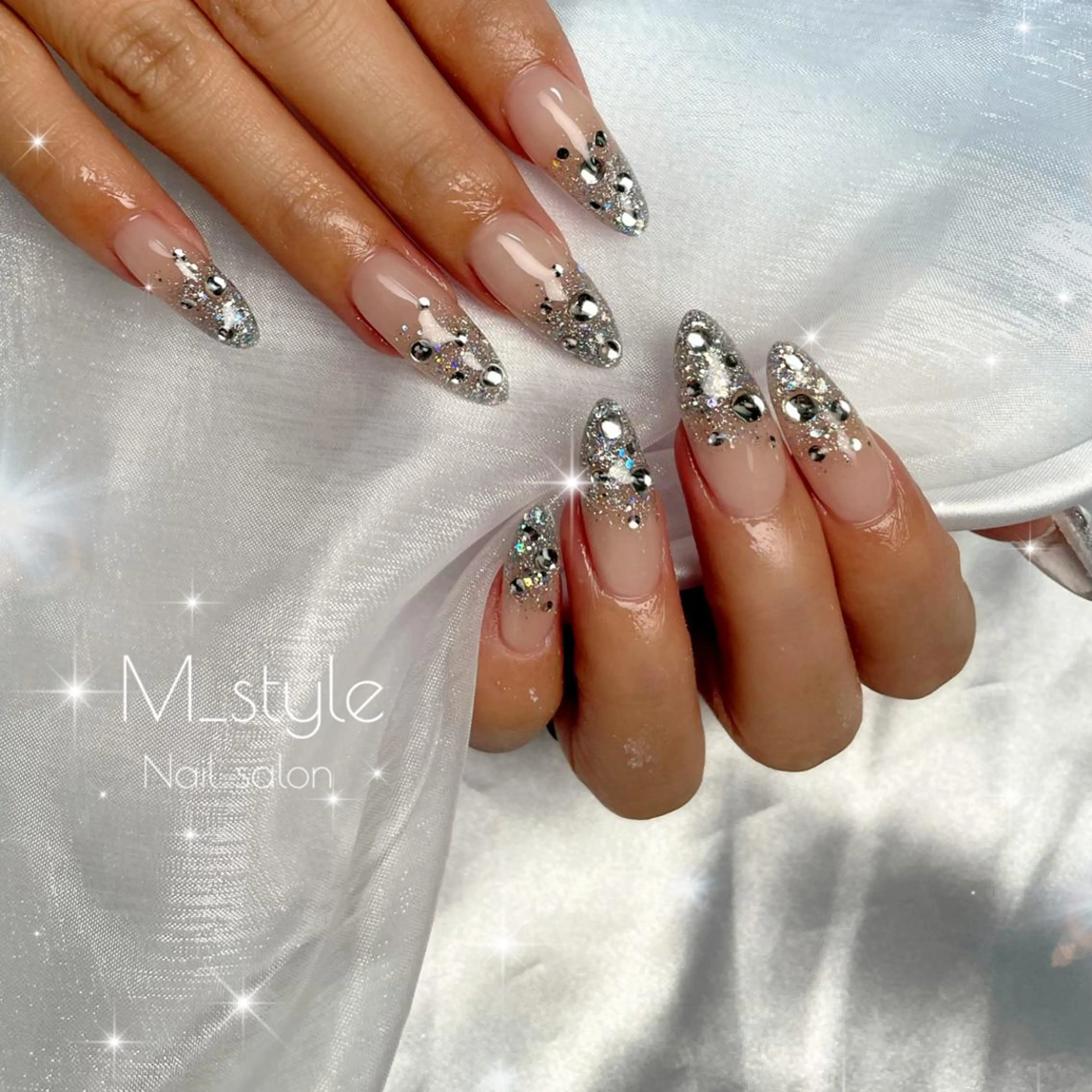 ロング ネイル 下妻市ﾈｲﾙｻﾛﾝ M_styleのネイルデザイン