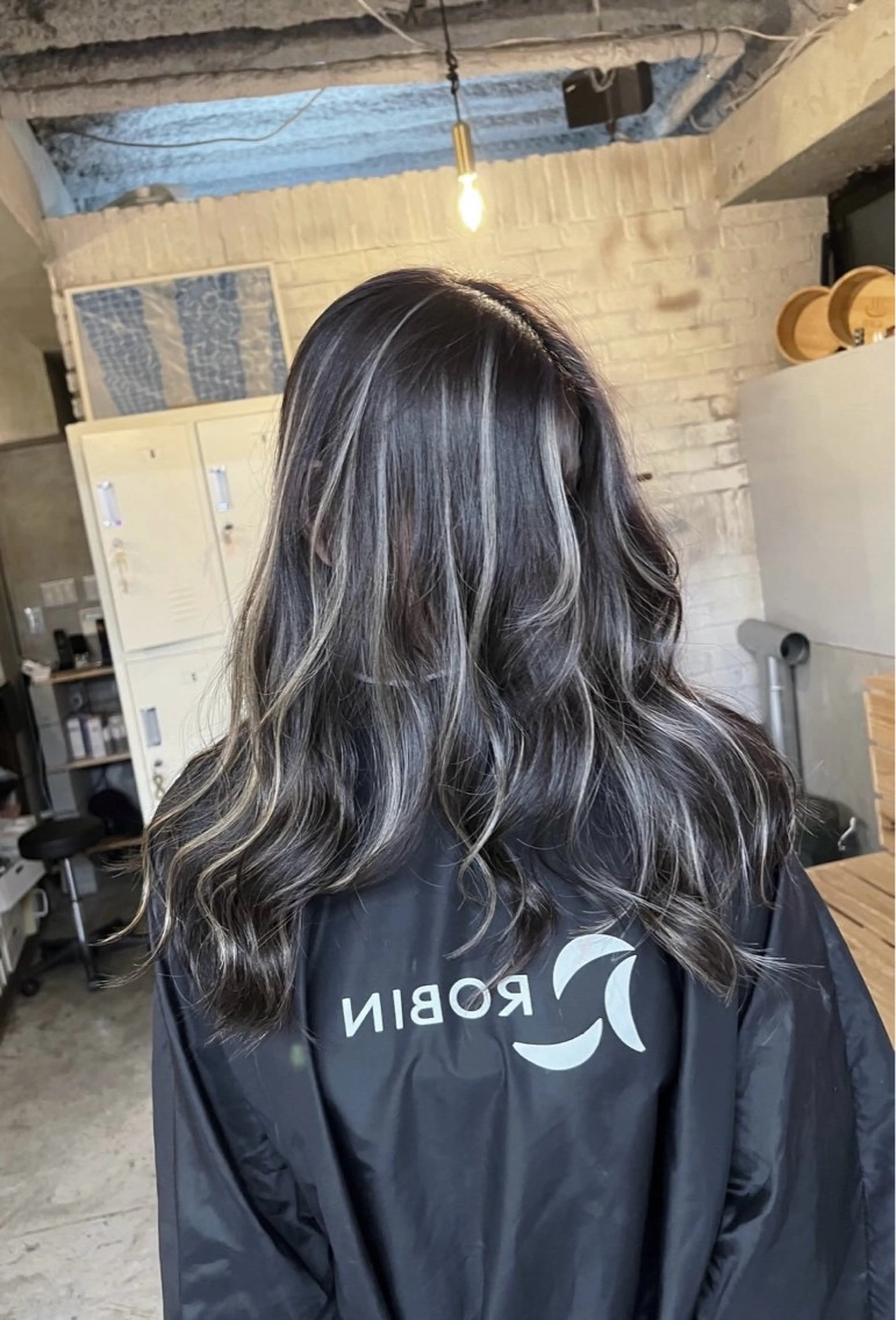 セミロング カラー ダークグレー ダークグレージュ グレージュ ハイライトカラー ハイライト ヘアカラー トリートメント ROBIN所属・指名数No.1 /NAOYAのヘアスタイル