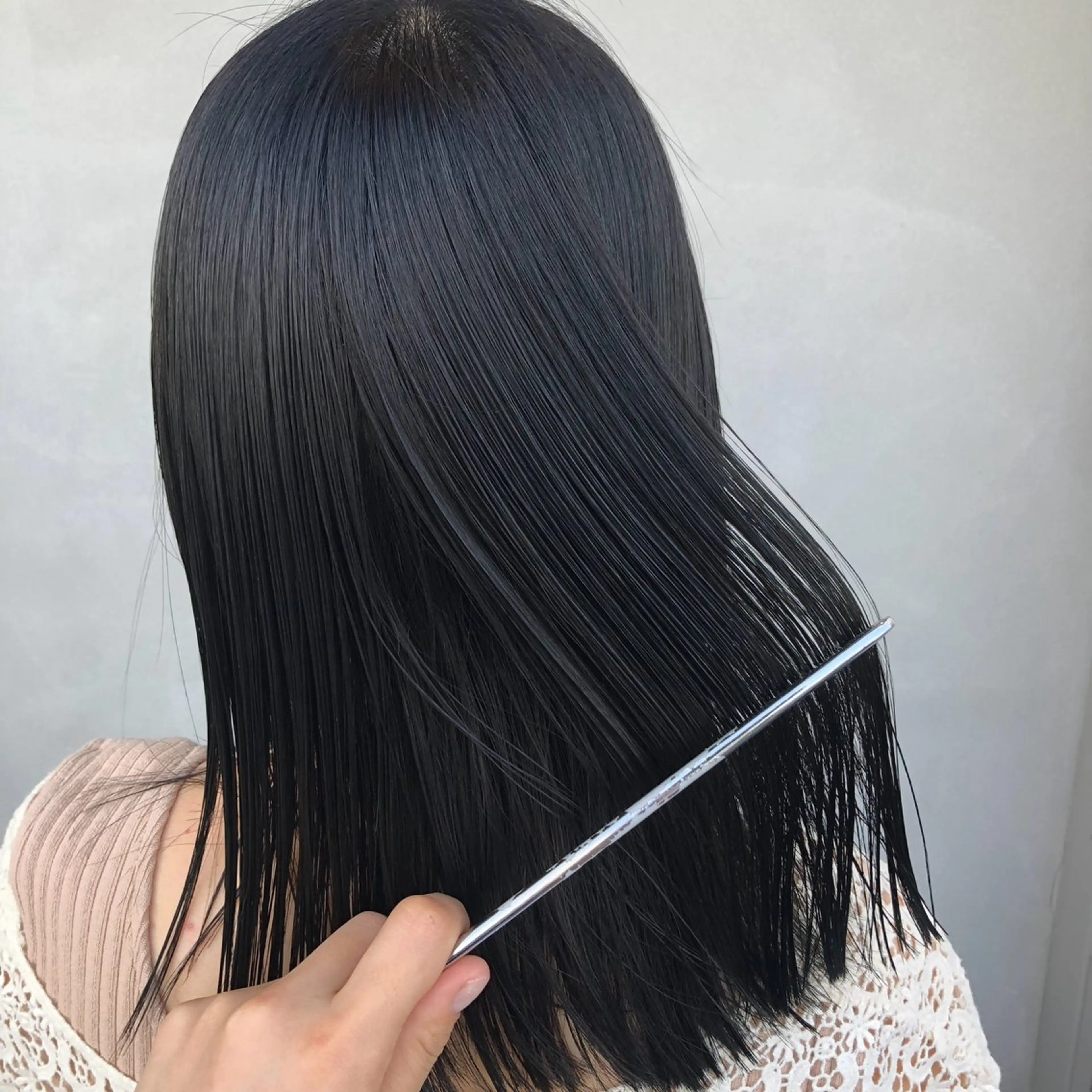 ミディアム カット ヘアカラー 縮毛矯正 トリートメント nagi所属・透明感／髪質改善 ／ 千種／りかのヘアスタイル