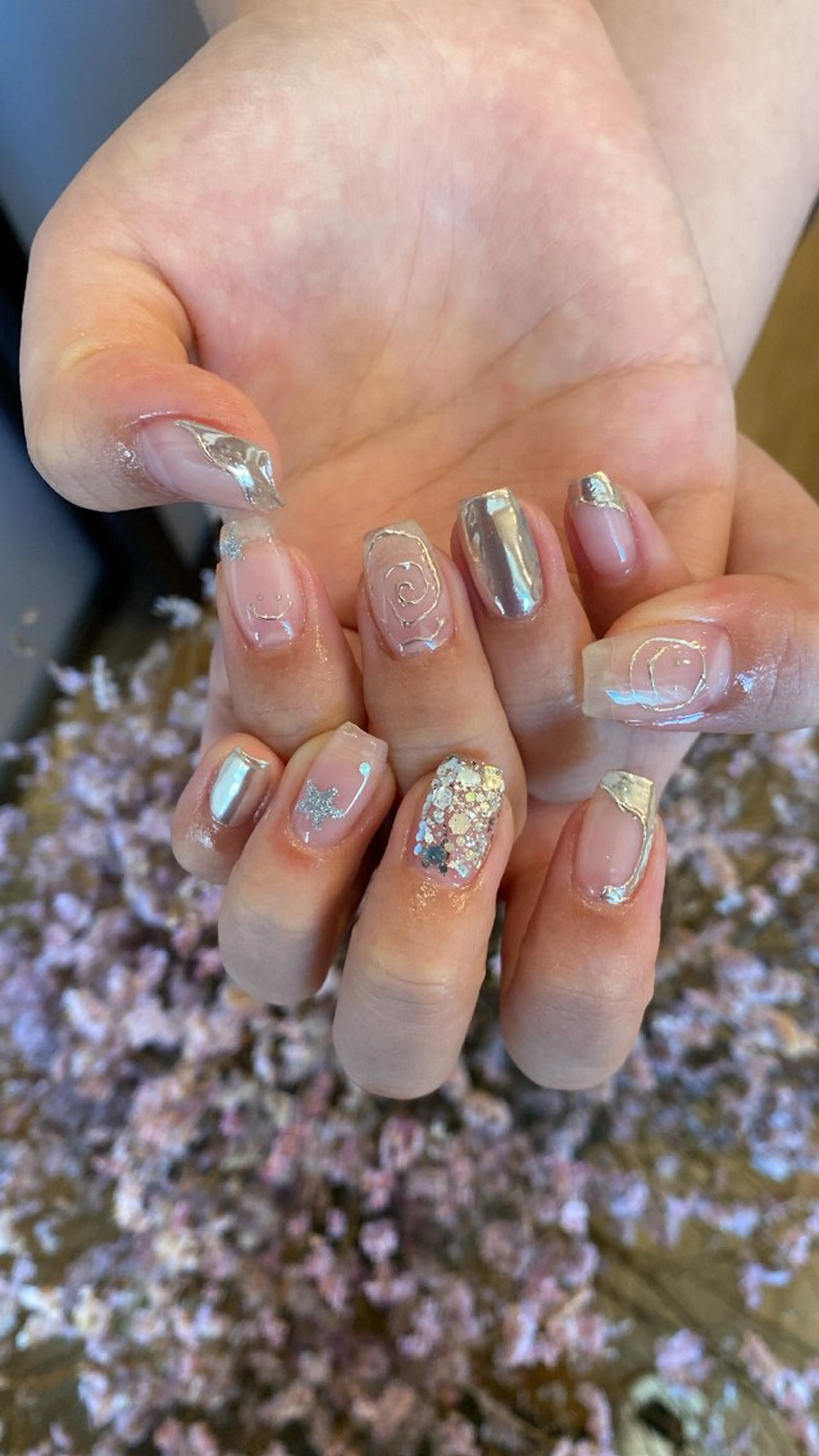 ネイル crystal ⭐︎ colorのネイルデザイン
