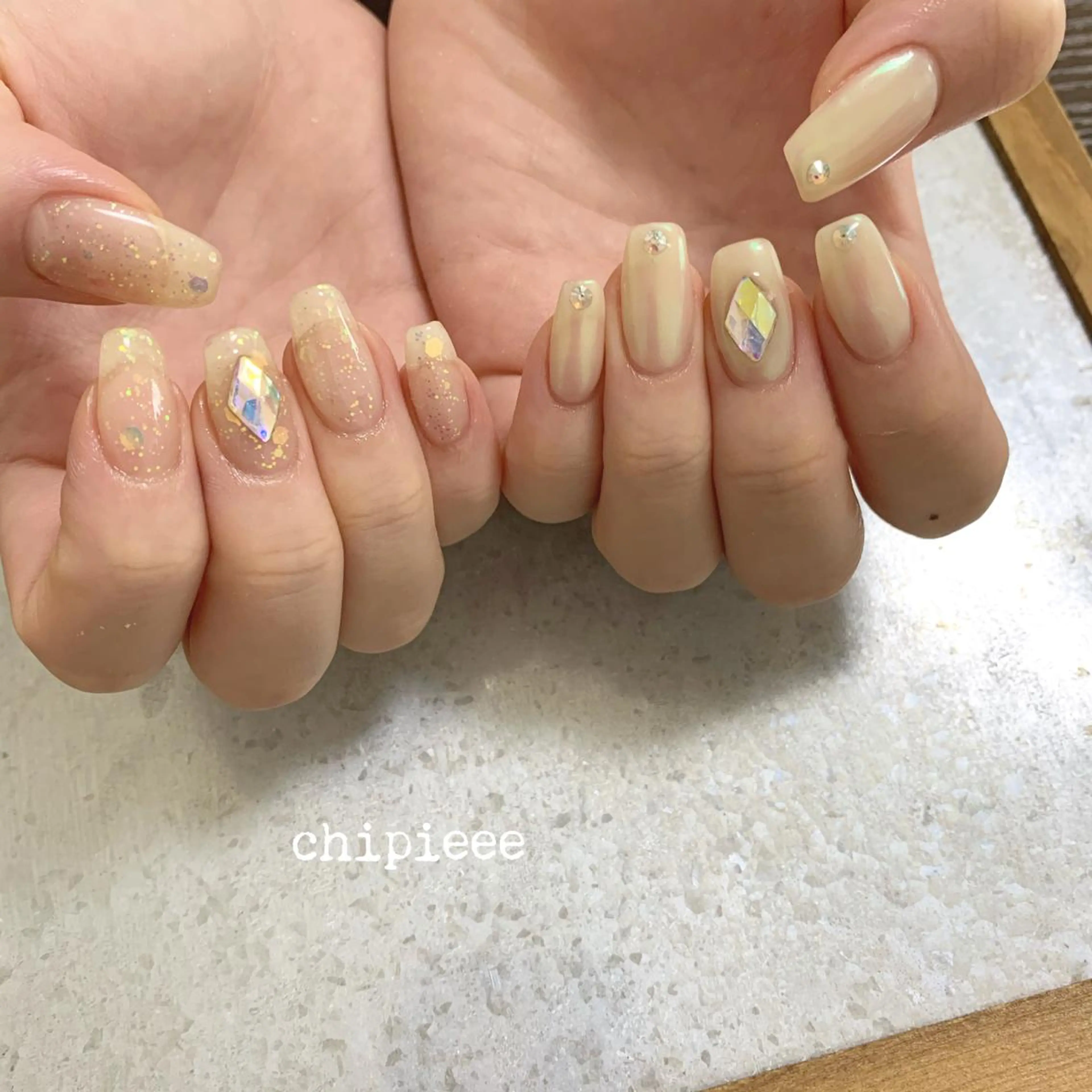 ネイル オーロラネイル 韓国ネイル charme所属・. SHIORIのネイルデザイン