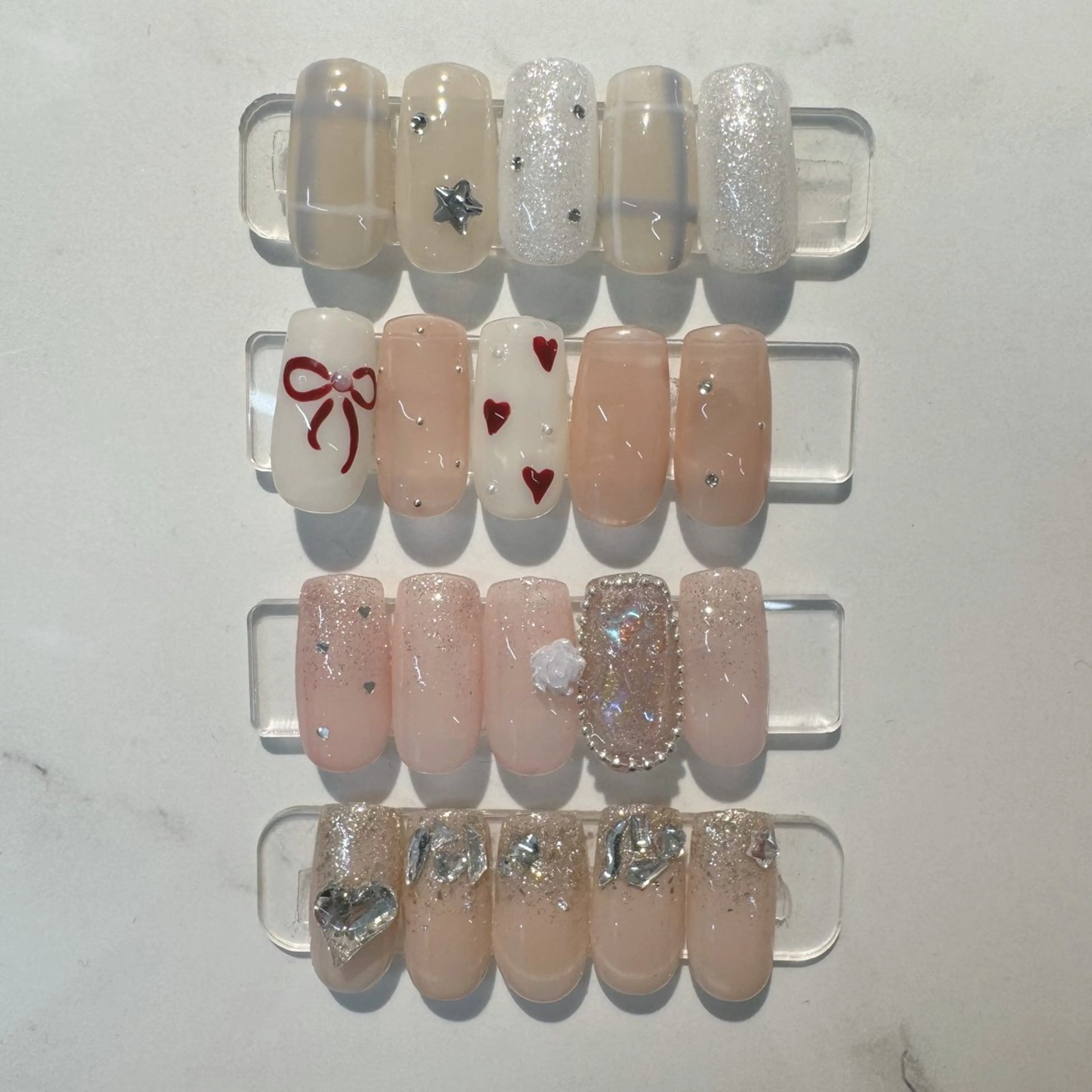 ネイル ハンドネイル ハンドケア Chizuru ☾ ໋のネイルデザイン