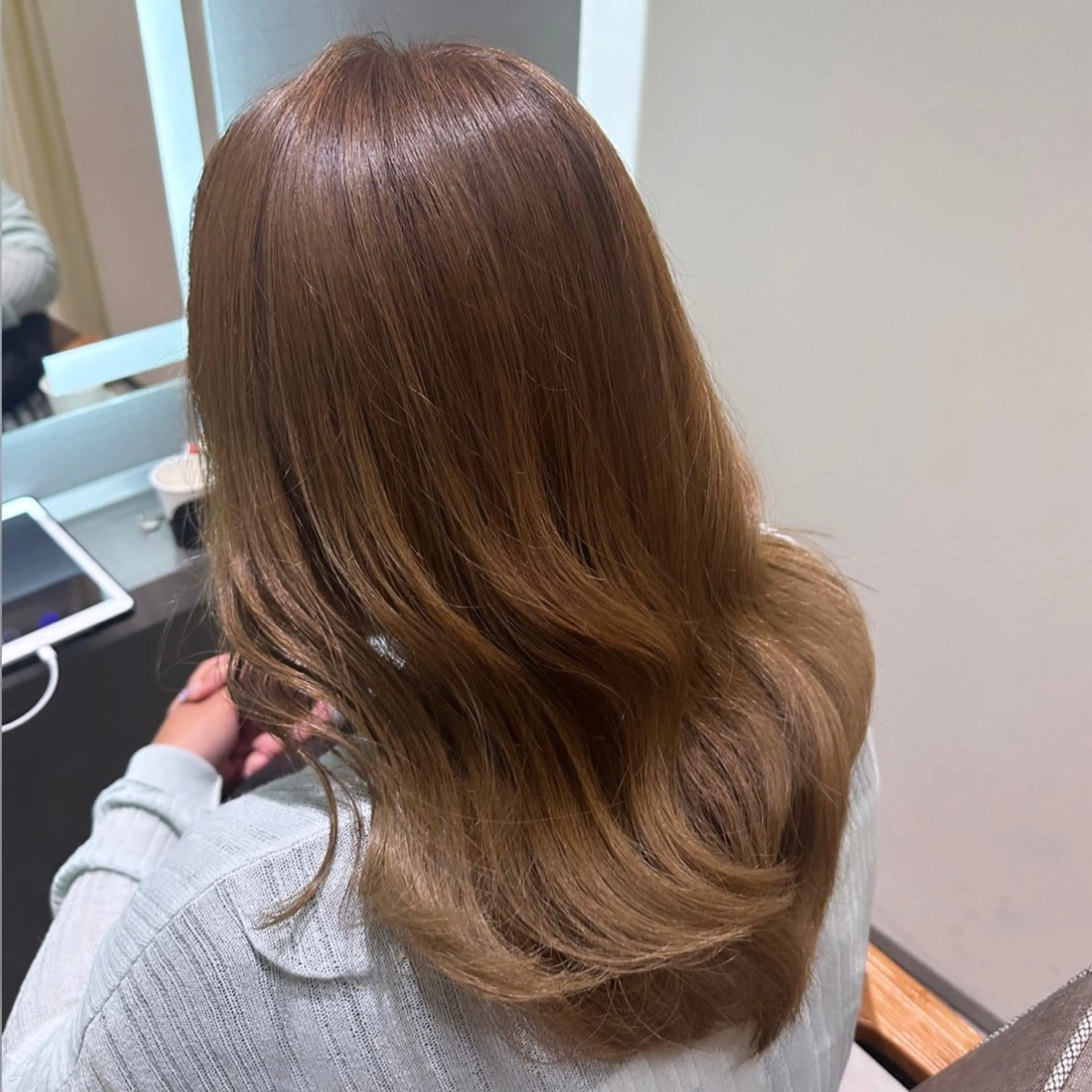 セミロング カラー ヘアアレンジ ベージュカラー ブリーチ ミルクティーベージュ ブリーチなしカラー 🇰🇷韓国スタイル レイヤー/ayanaのヘアスタイル