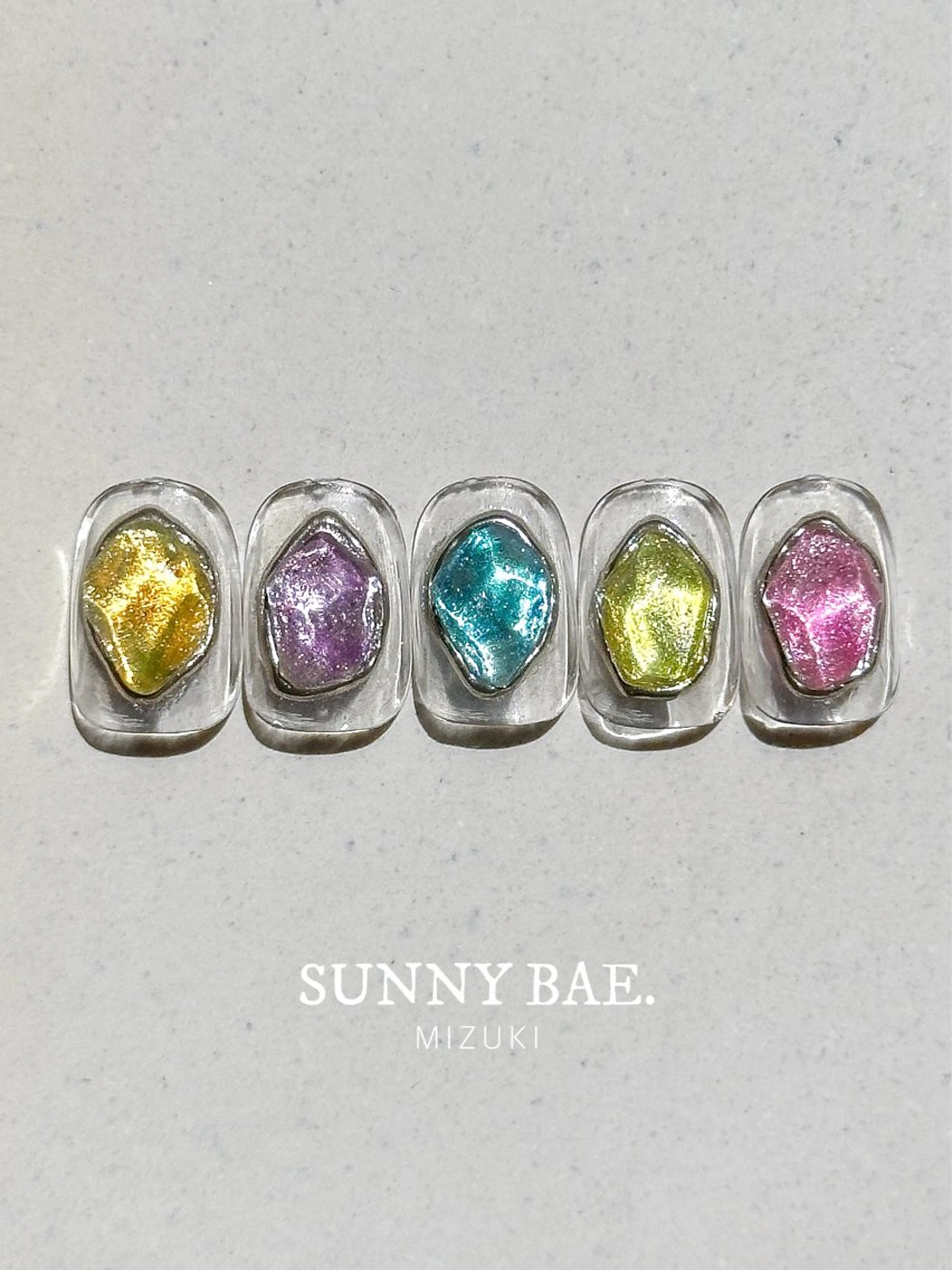 ネイル ジェルネイル マグネットネイル ハンドネイル SUNNY BAE. 🌼MIZUKIのネイルデザイン