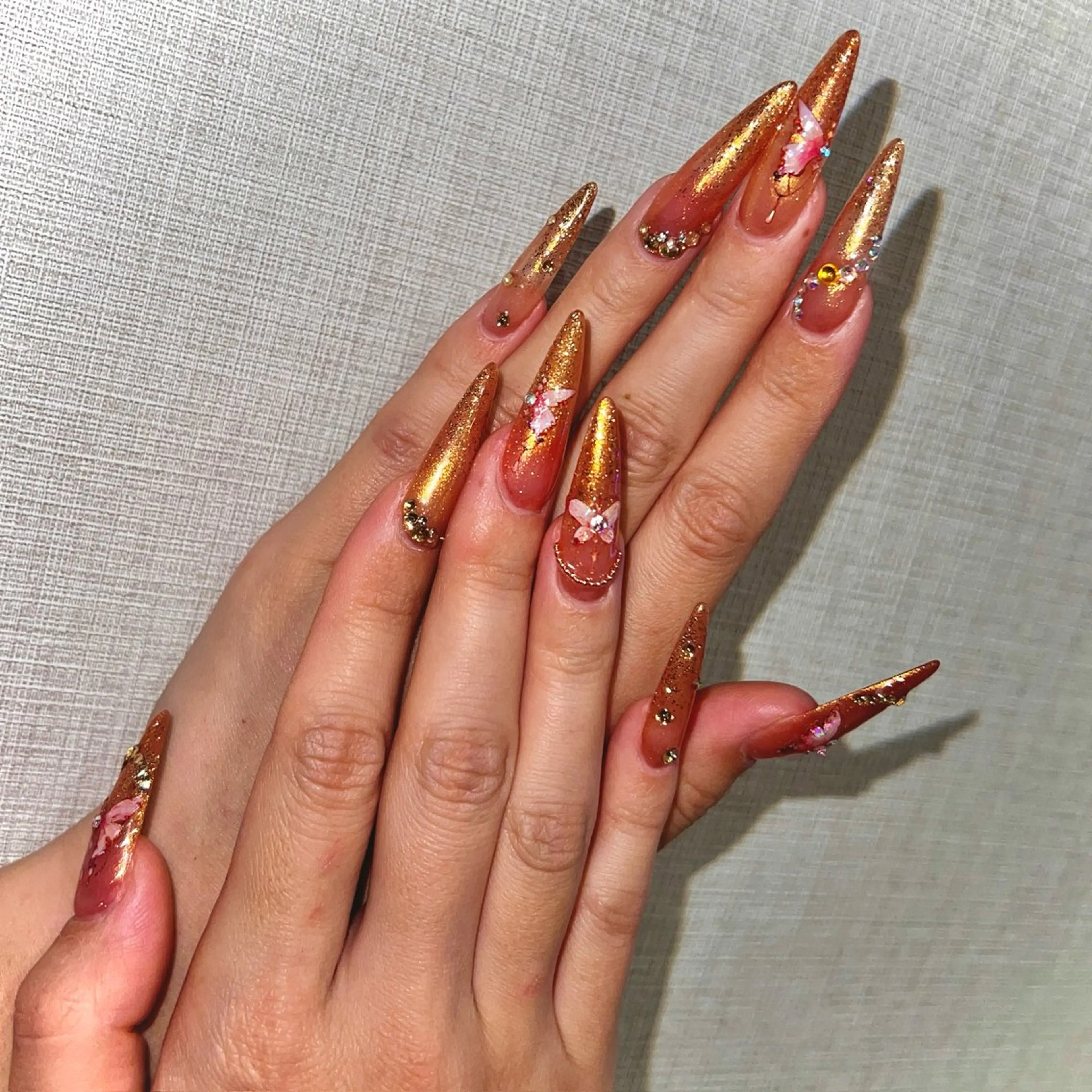 ネイル ハンドネイル Sunny Bunnのネイルデザイン