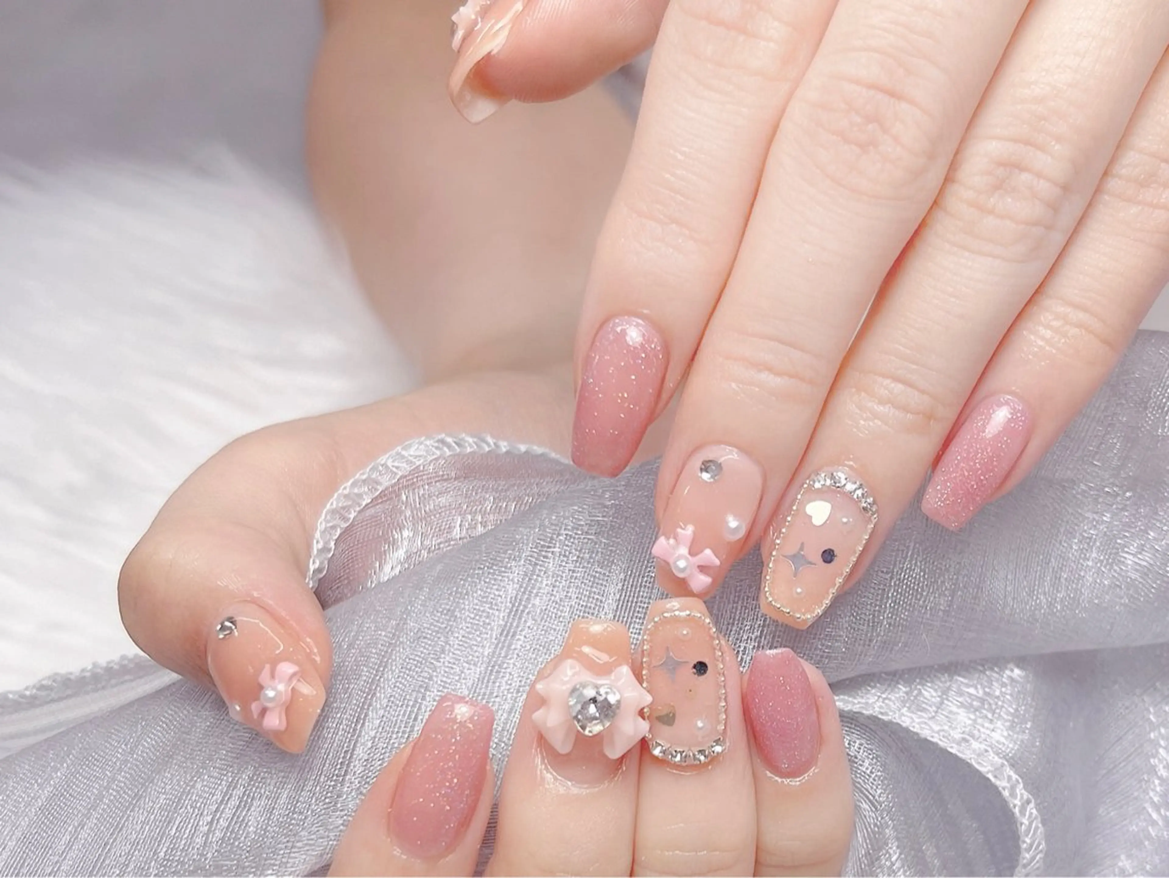 💗持ち込みデザイン120分やり放題(デザイン、大きいパーツ6本まで)「初回ジェルオフ無料ケア込み」￥5980の写真