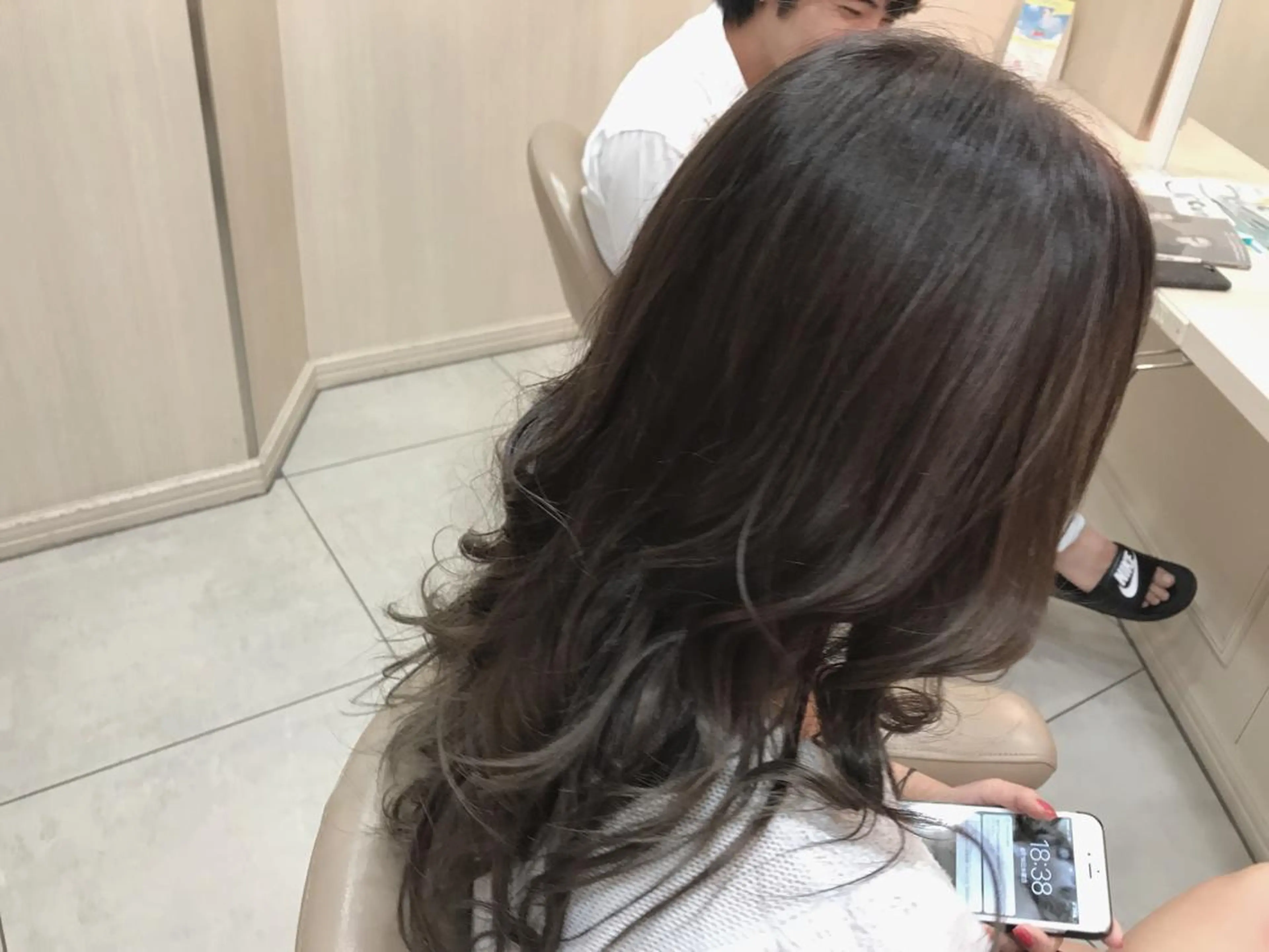 ロング カラー 吉岡 三四朗のヘアスタイル