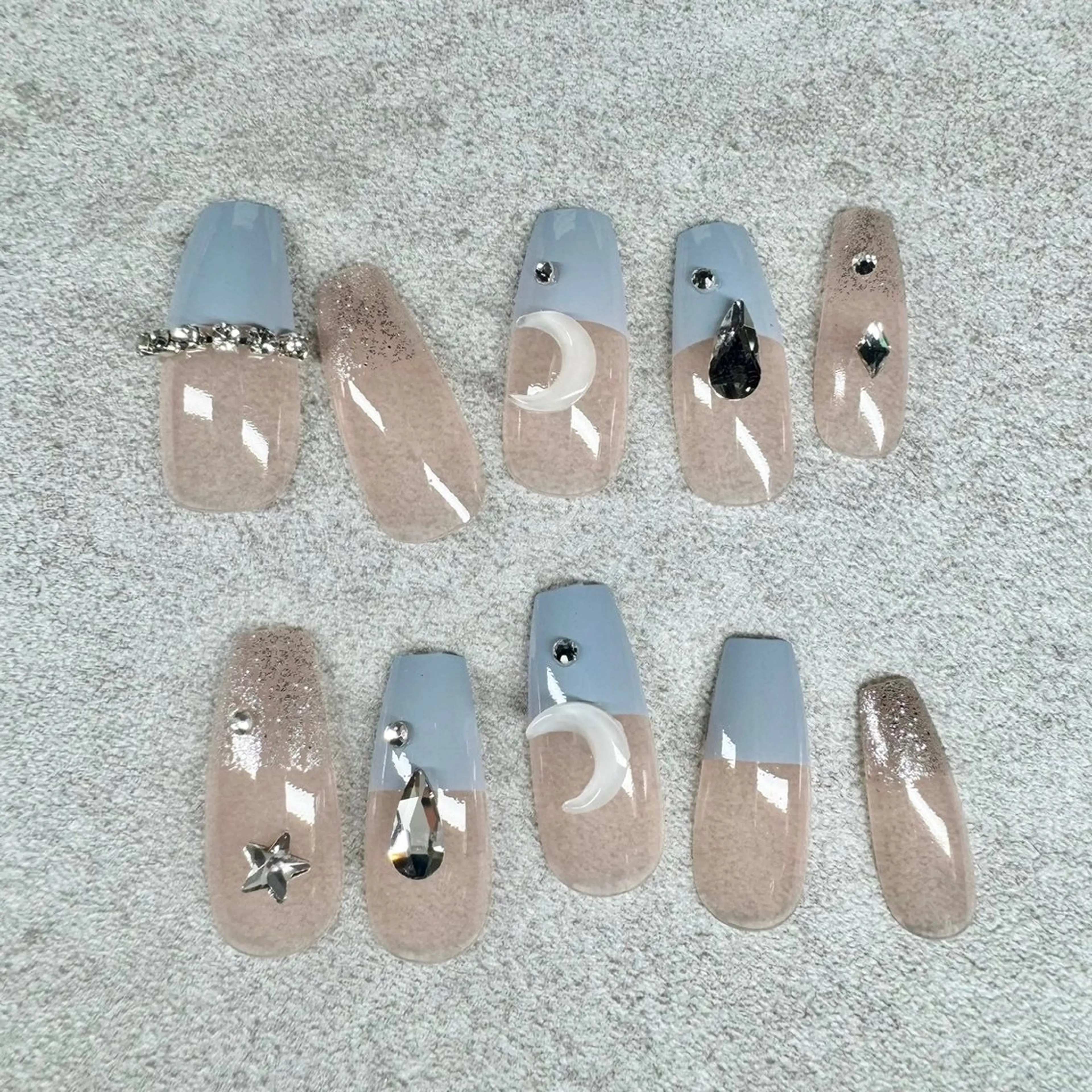 ネイル M&K　上田店所属・M&K 上田店の眉毛・アイブロウイメージ