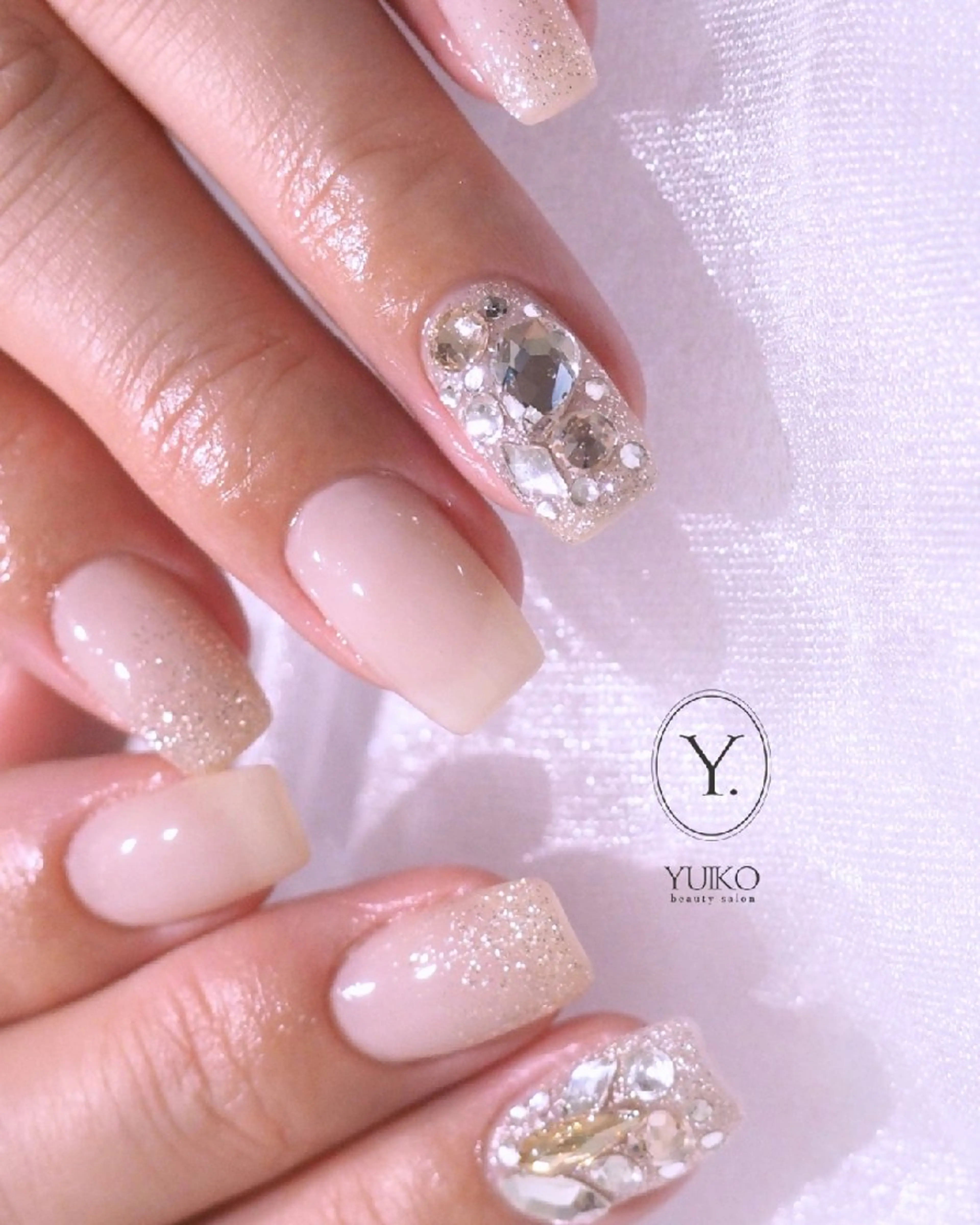ネイル フラッシュネイル グラデーション ハンドネイル YUIKO _nail のネイルデザイン