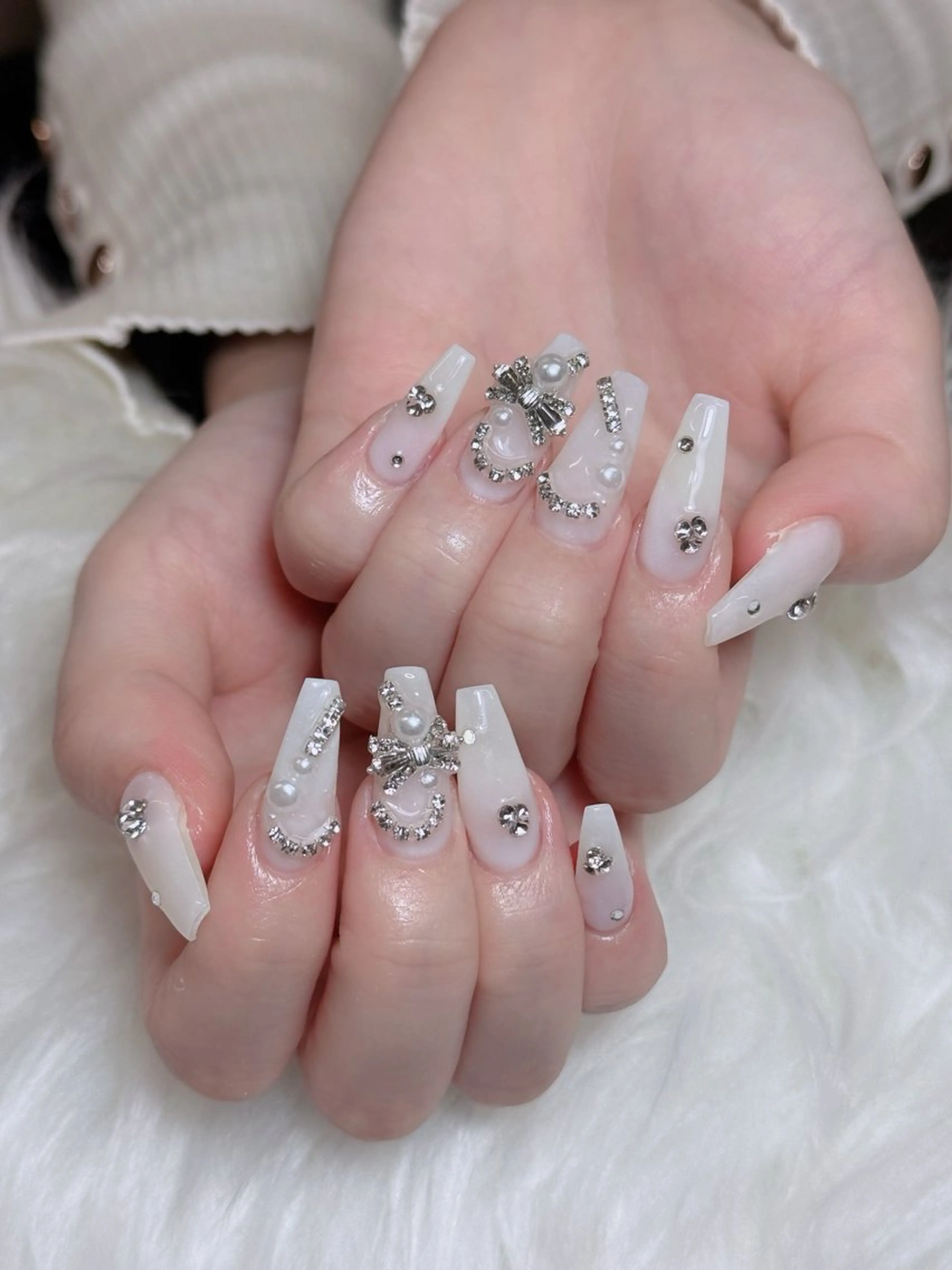 ネイル オーロラネイル チークネイル フットネイル フレンチネイル ハロウィン ハンドネイル Lumi Nail 新大久保3‘のネイルデザイン