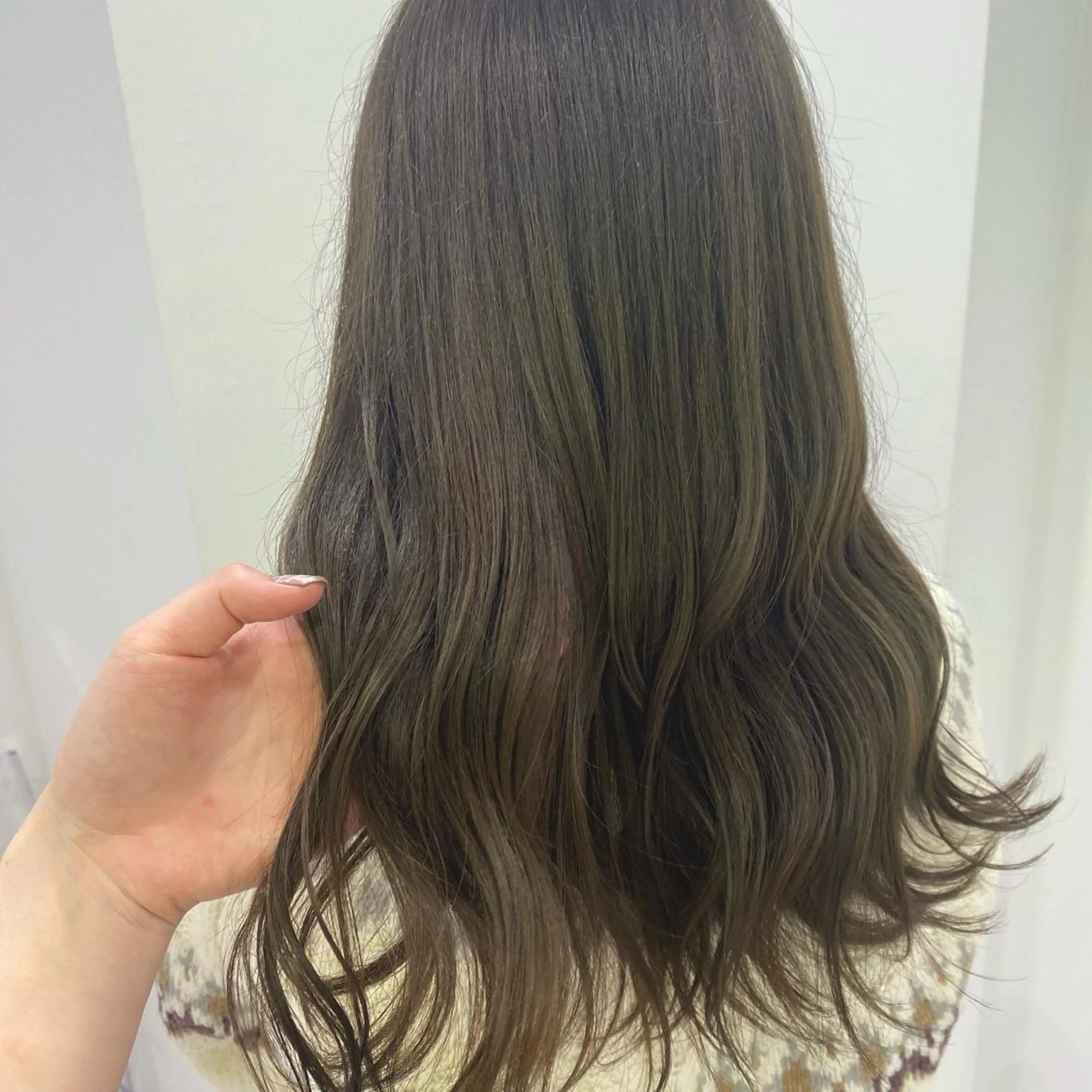 セミロング ブリーチなし暖色 💗AKARI💗のヘアスタイル