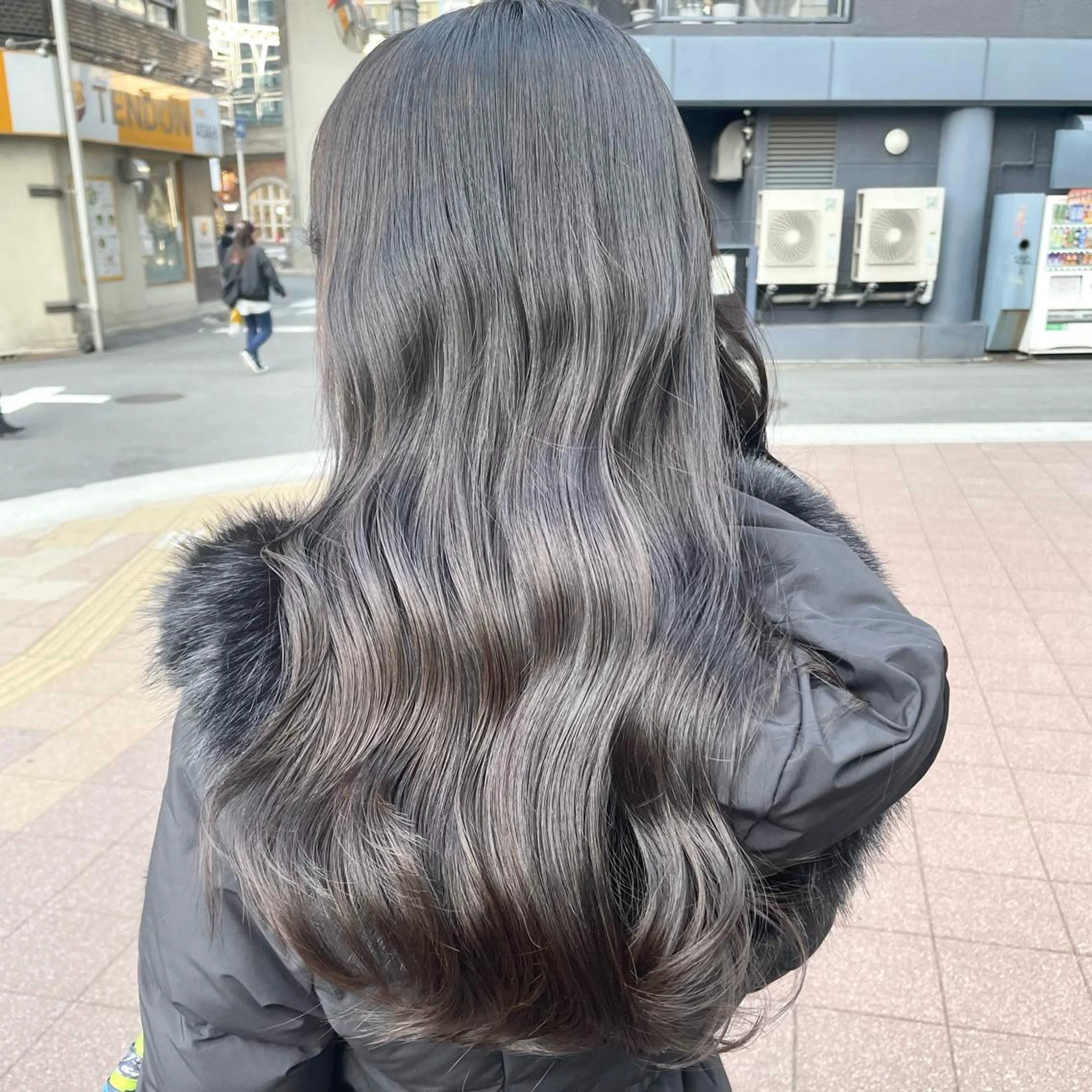 ロング カラー 🔵暗髪 特化🔵 梅田・増田のヘアスタイル