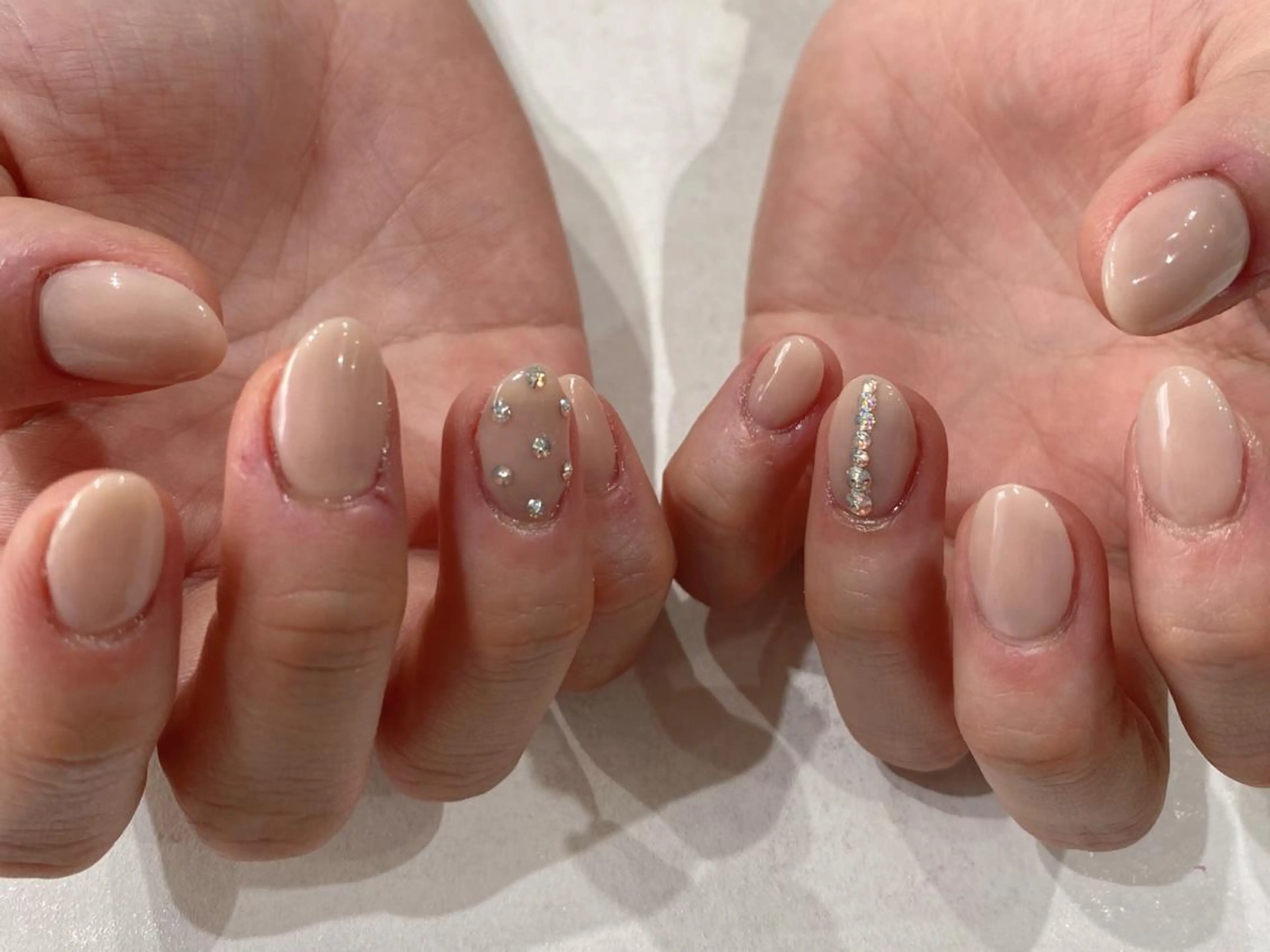 ショート ハンドネイル Nail  R💫 naoのネイルデザイン