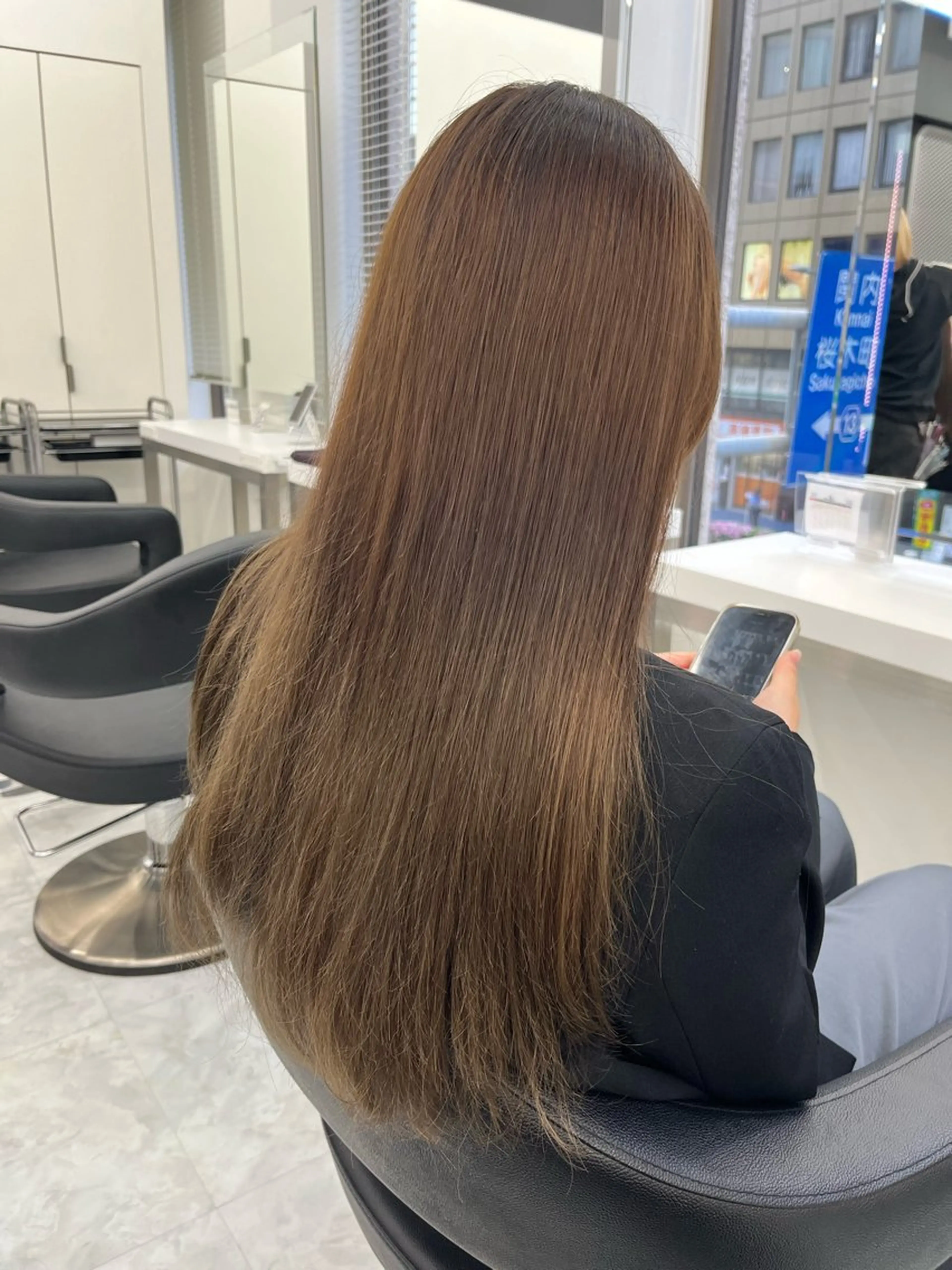 ロング カラー ベージュカラー オリーブベージュ ヘアカラー 💖トレンド夏 カラー💖FUTAのヘアスタイル