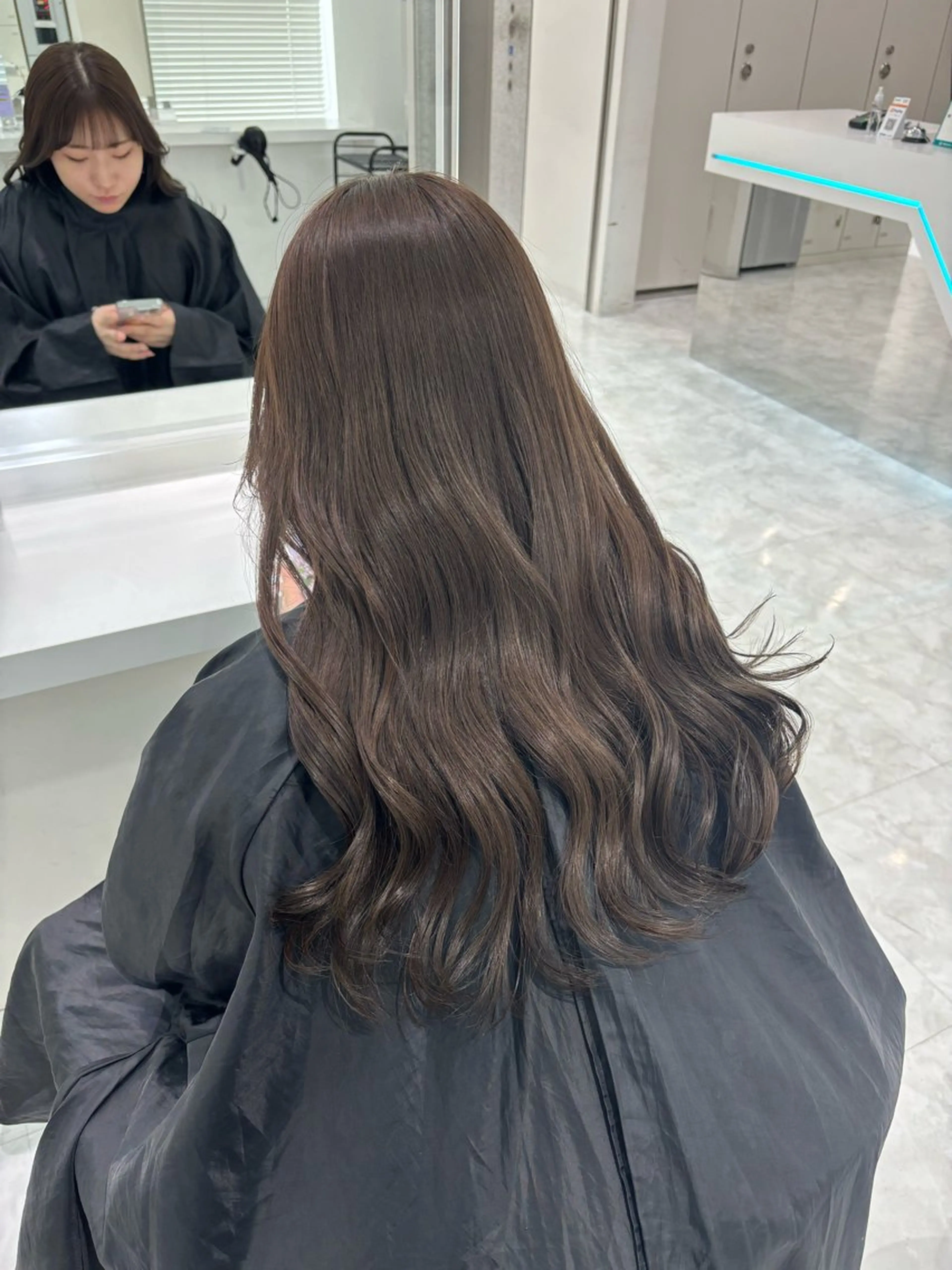 ロング ヘアカラー ヘッドスパ ヘアセット 都内1優しい🤍透明 感カラー🤍サツキのヘアスタイル