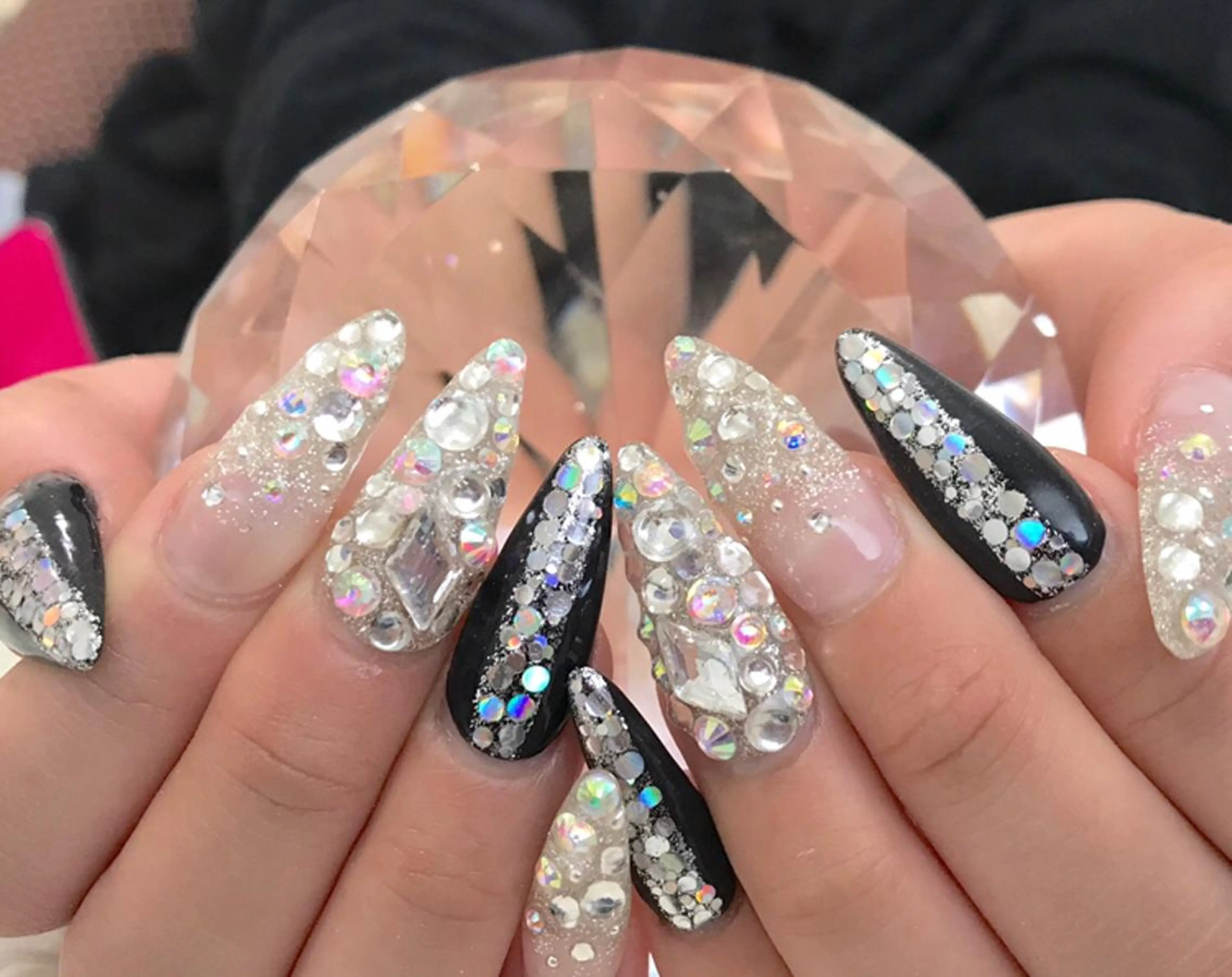 ネイル スカルプネイル SINCERELY シンシアリー🌈のネイルデザイン