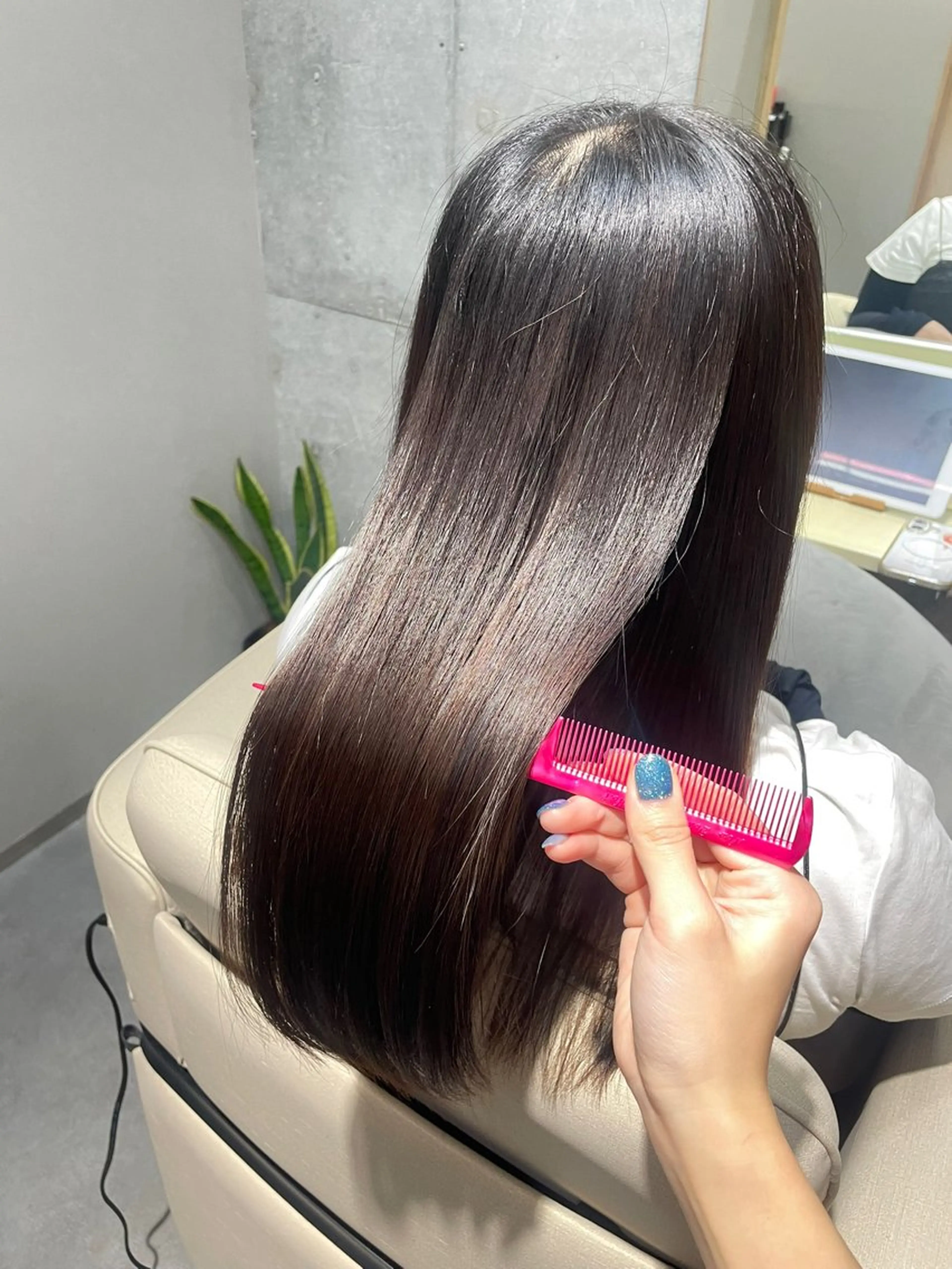 ロング 縮毛矯正 Blue所属・韓国ヘア🇰🇷 りさのヘアスタイル
