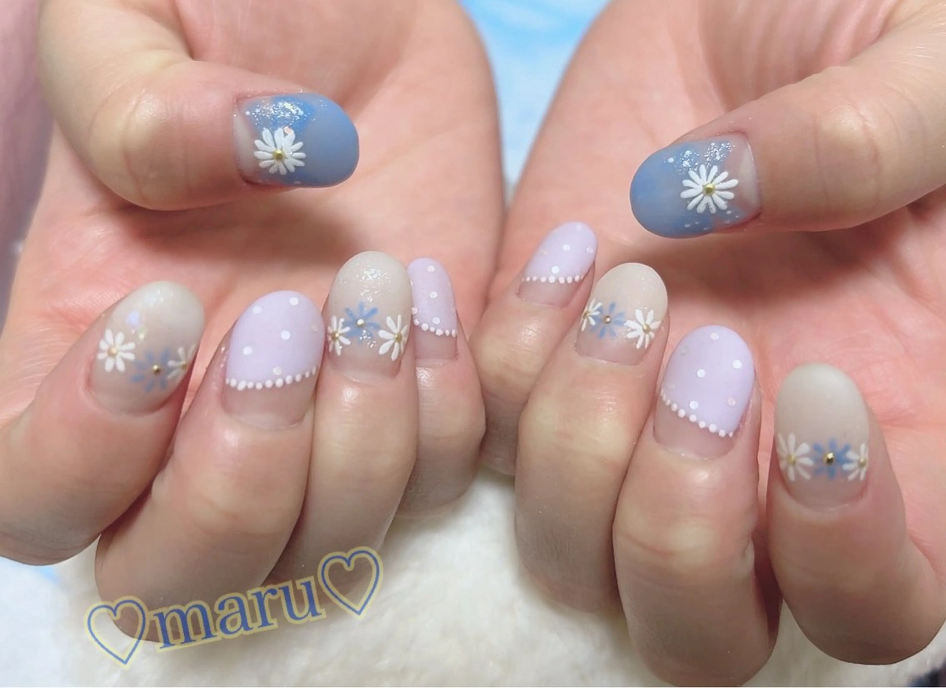 ネイル ハンドネイル フットネイル まるみ ♡のネイルデザイン