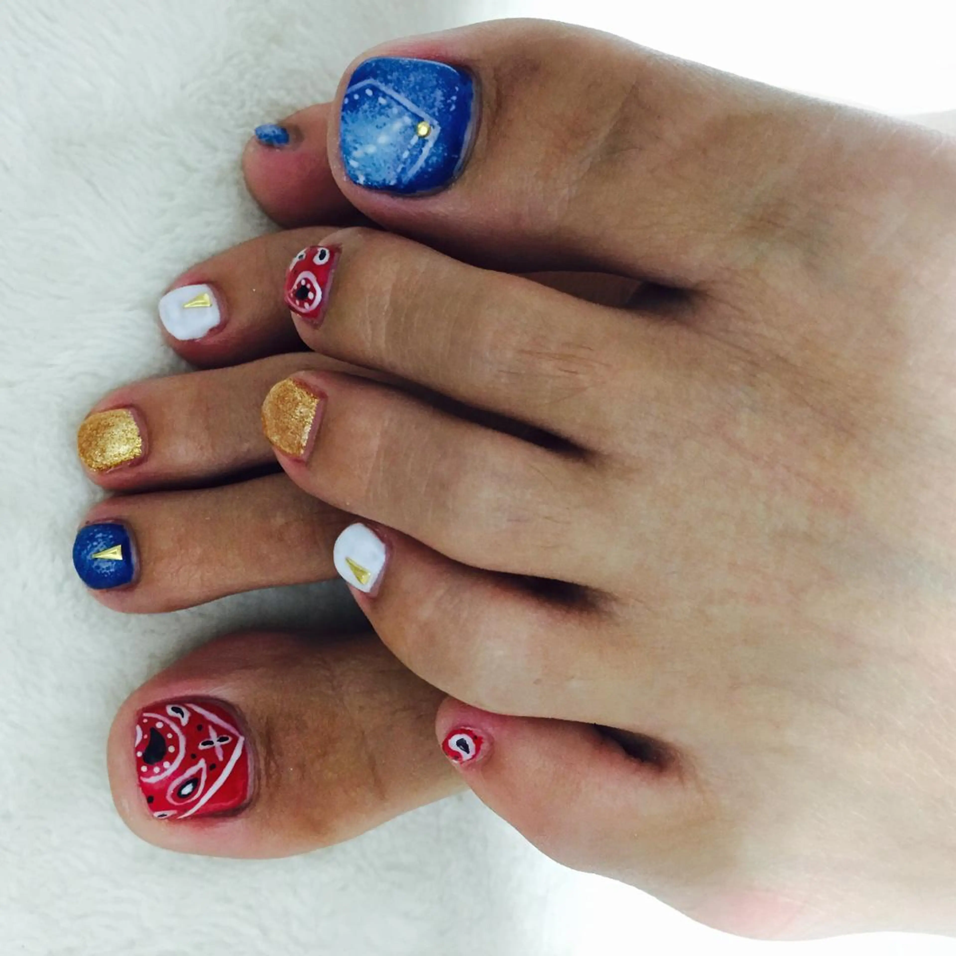 ネイル フットネイル Sympa 𝓜iwako🐰ᩚのネイルデザイン