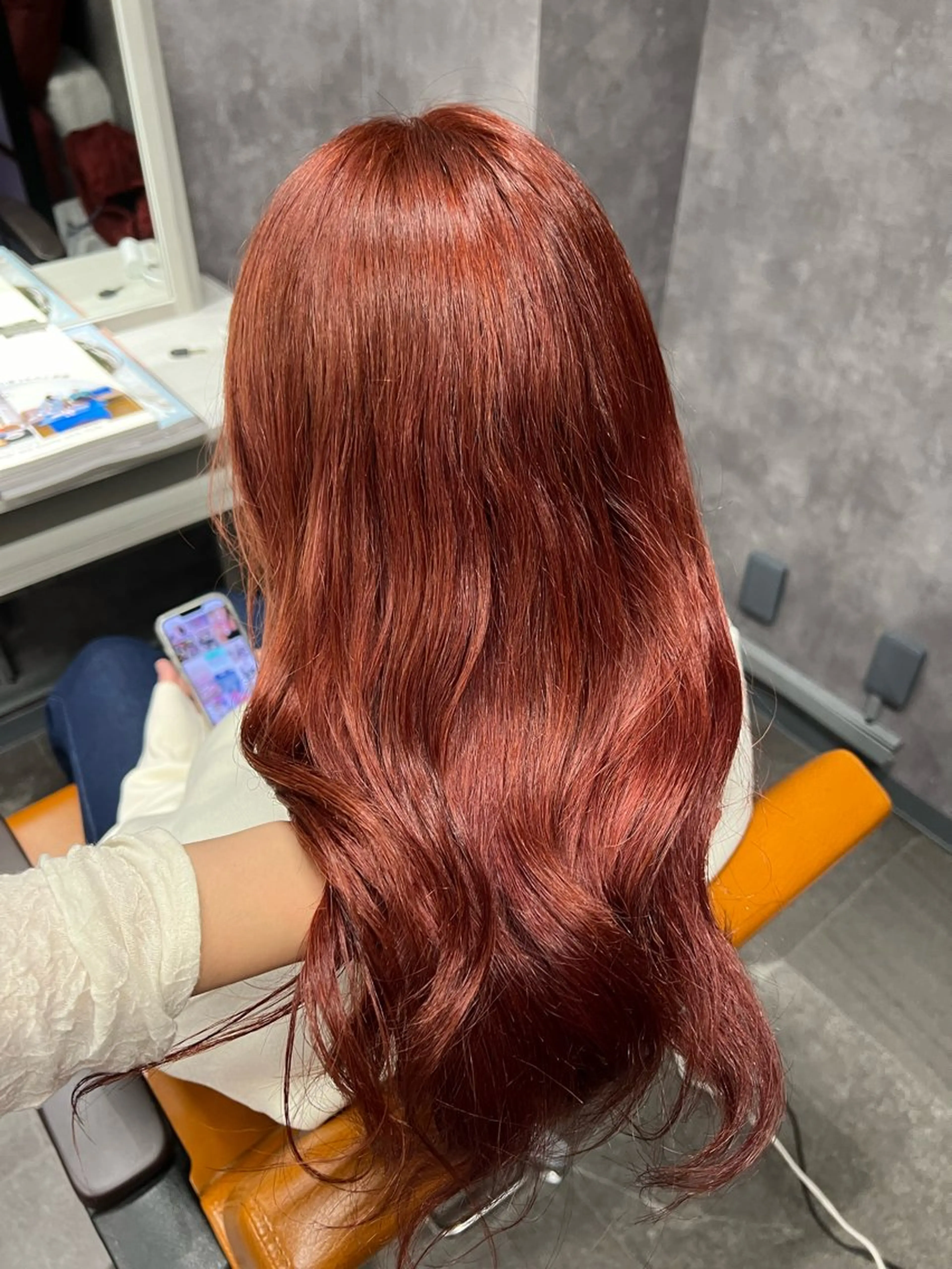 ロング カラー 色落ち可愛い艶ハイト ーン🧊AZUKIのヘアスタイル