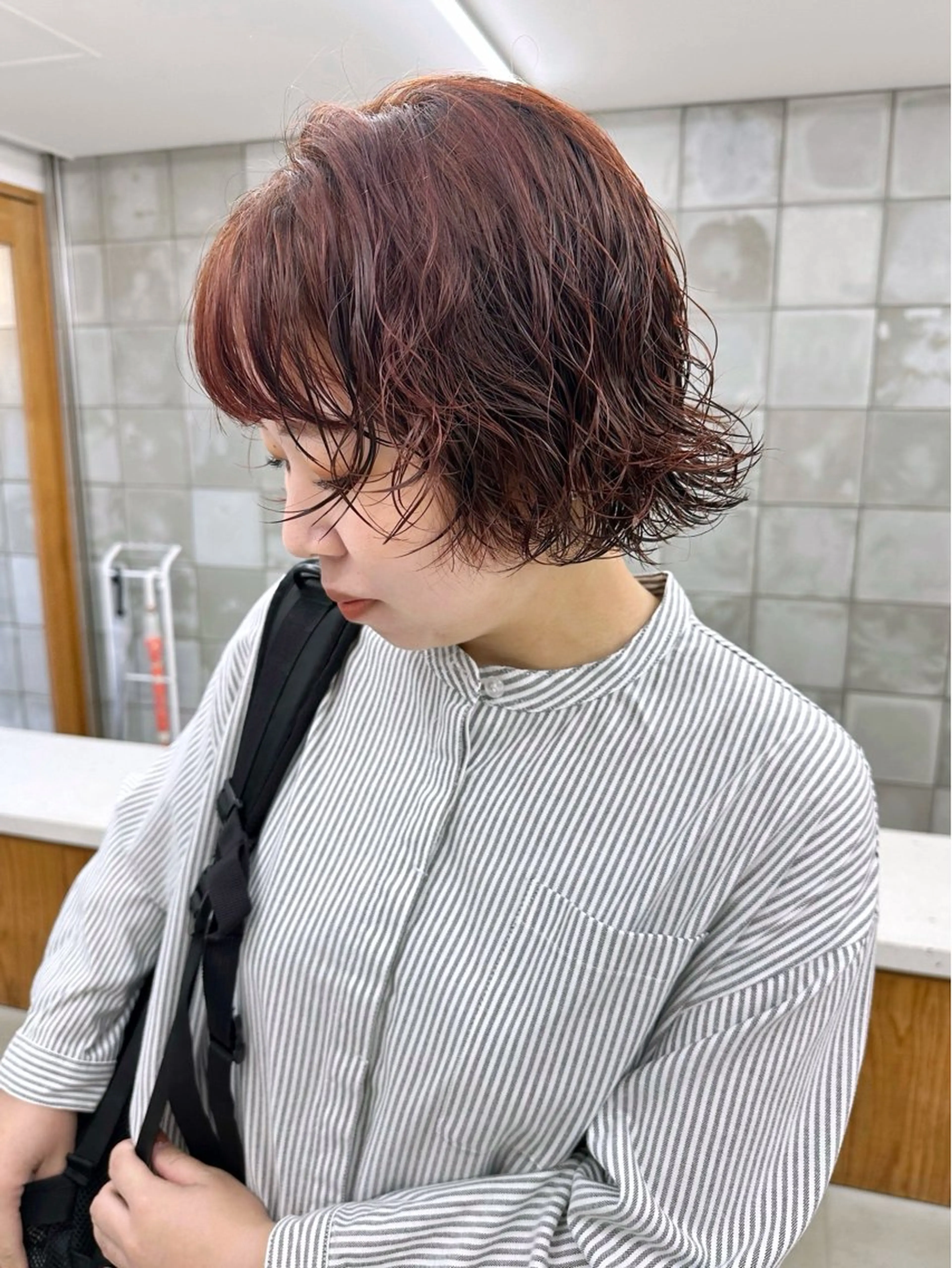 ショート パーマ ボブ カット ヘアカラー 榛地 渉馬のヘアスタイル