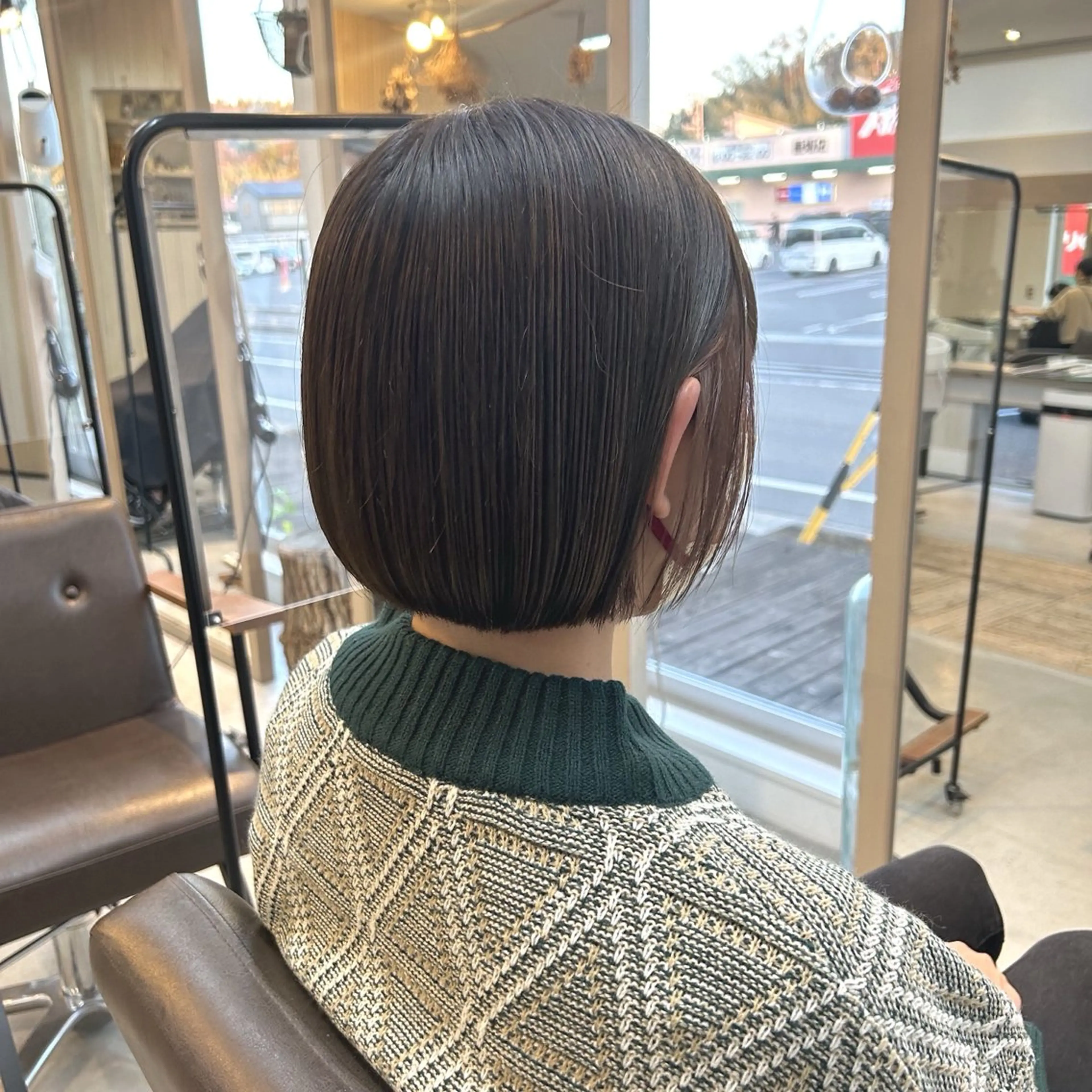 ショート カット ヘアカラー トリートメント kachina所属・綿貫 美雪のヘアスタイル