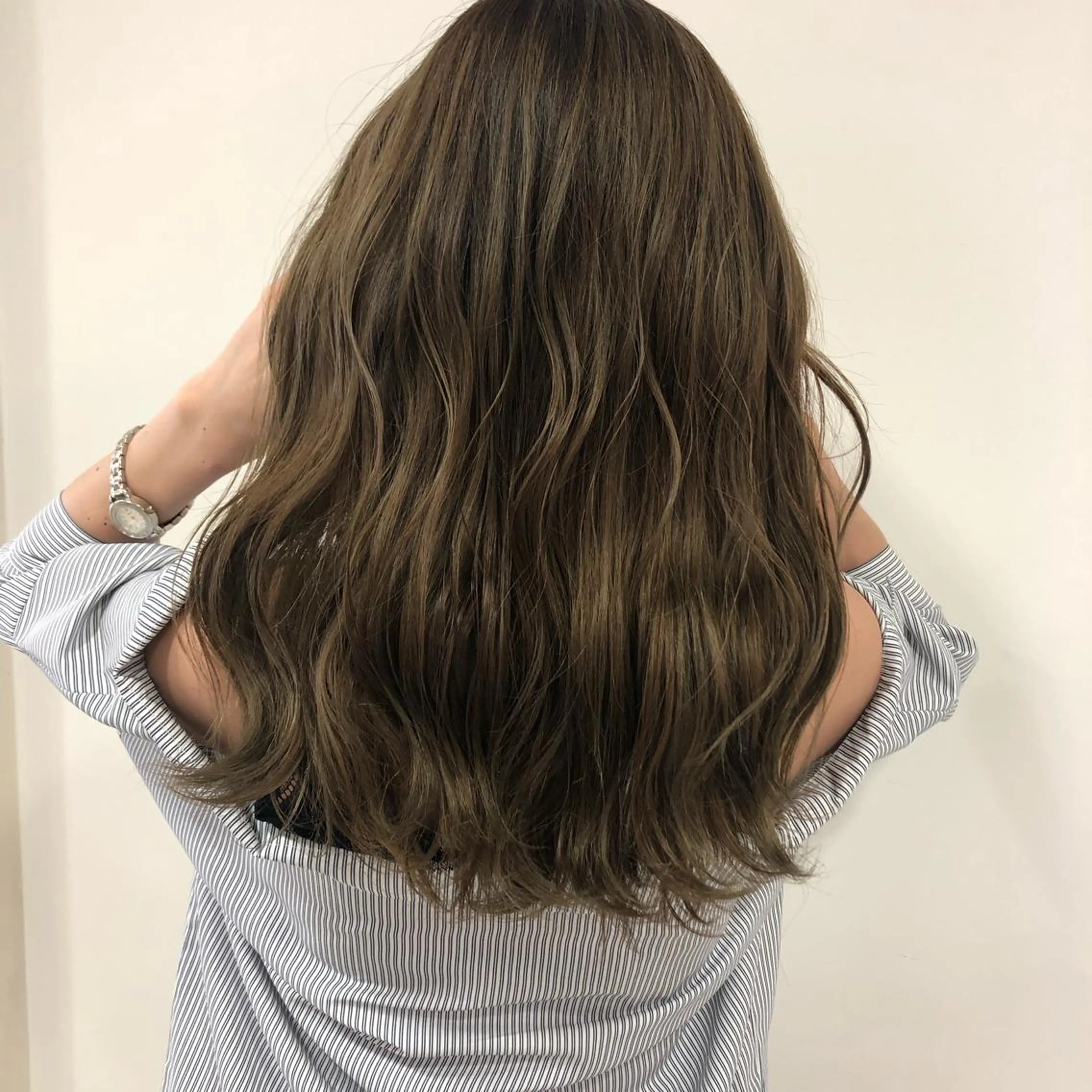 ロング カラー GLROW haruhiのヘアスタイル