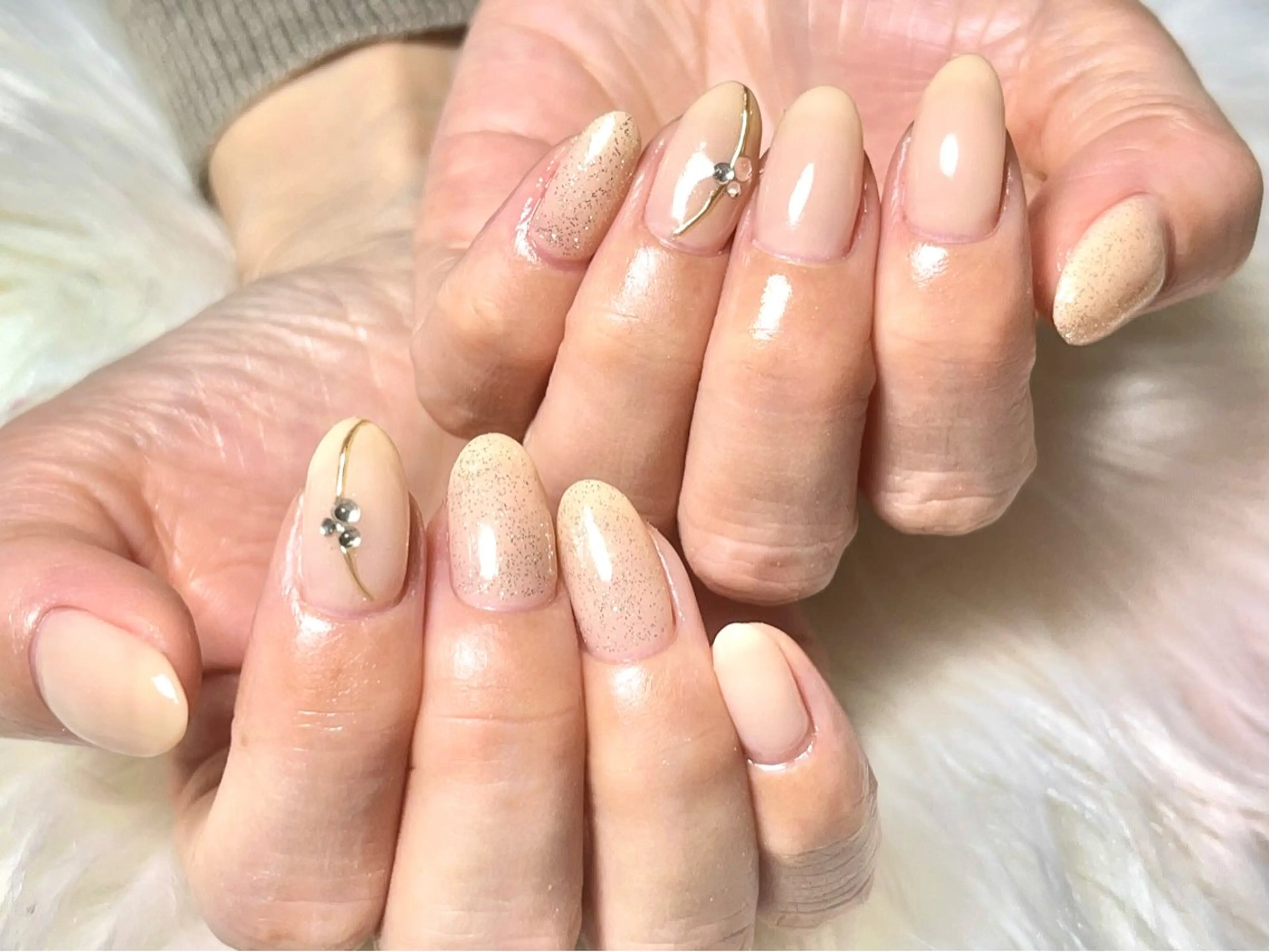 ネイル hohomi .のネイルデザイン