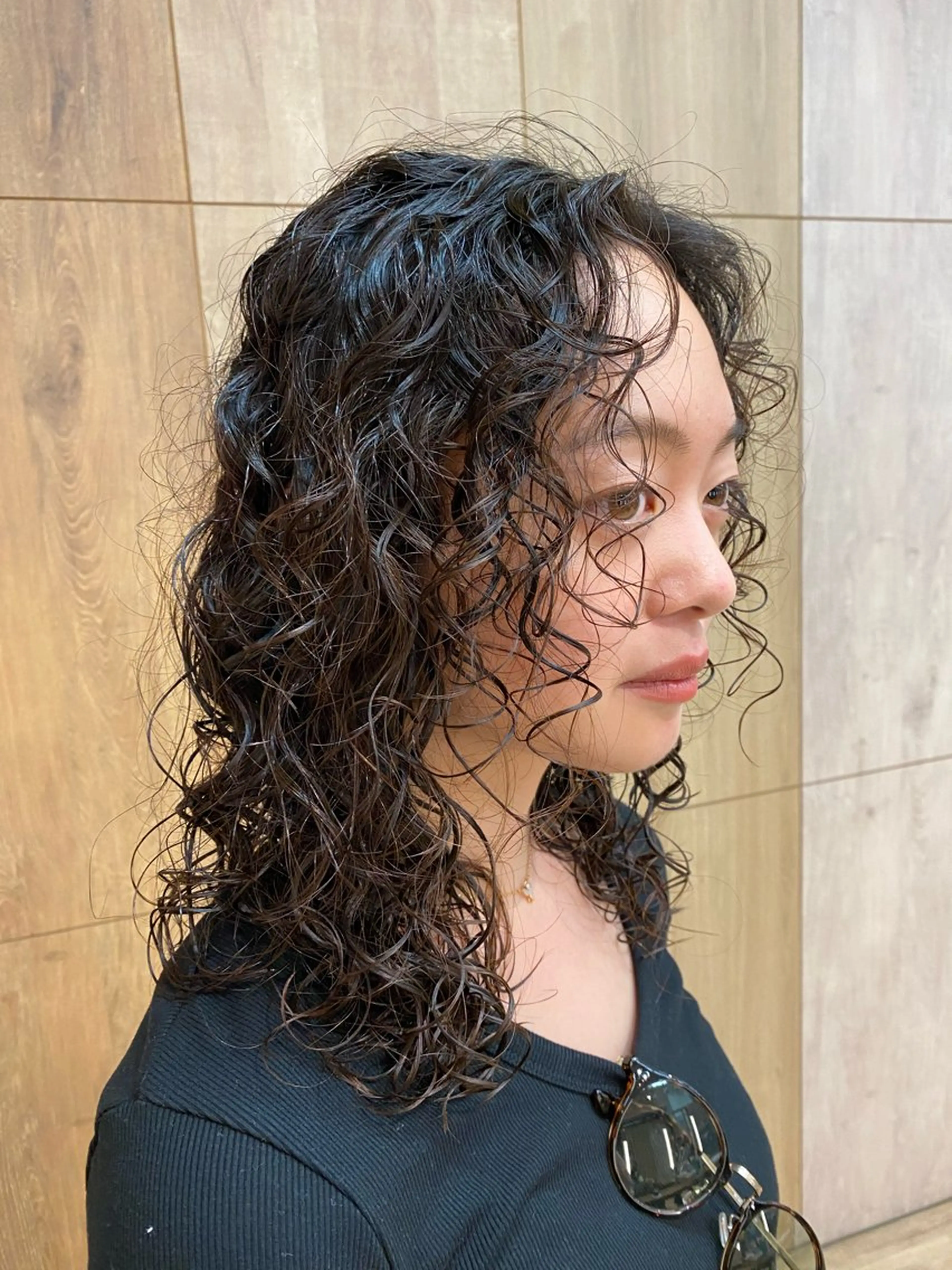 セミロング パーマ セミロングパーマ カット パーマ ナチュラルヘア🫧 ナナミのヘアスタイル
