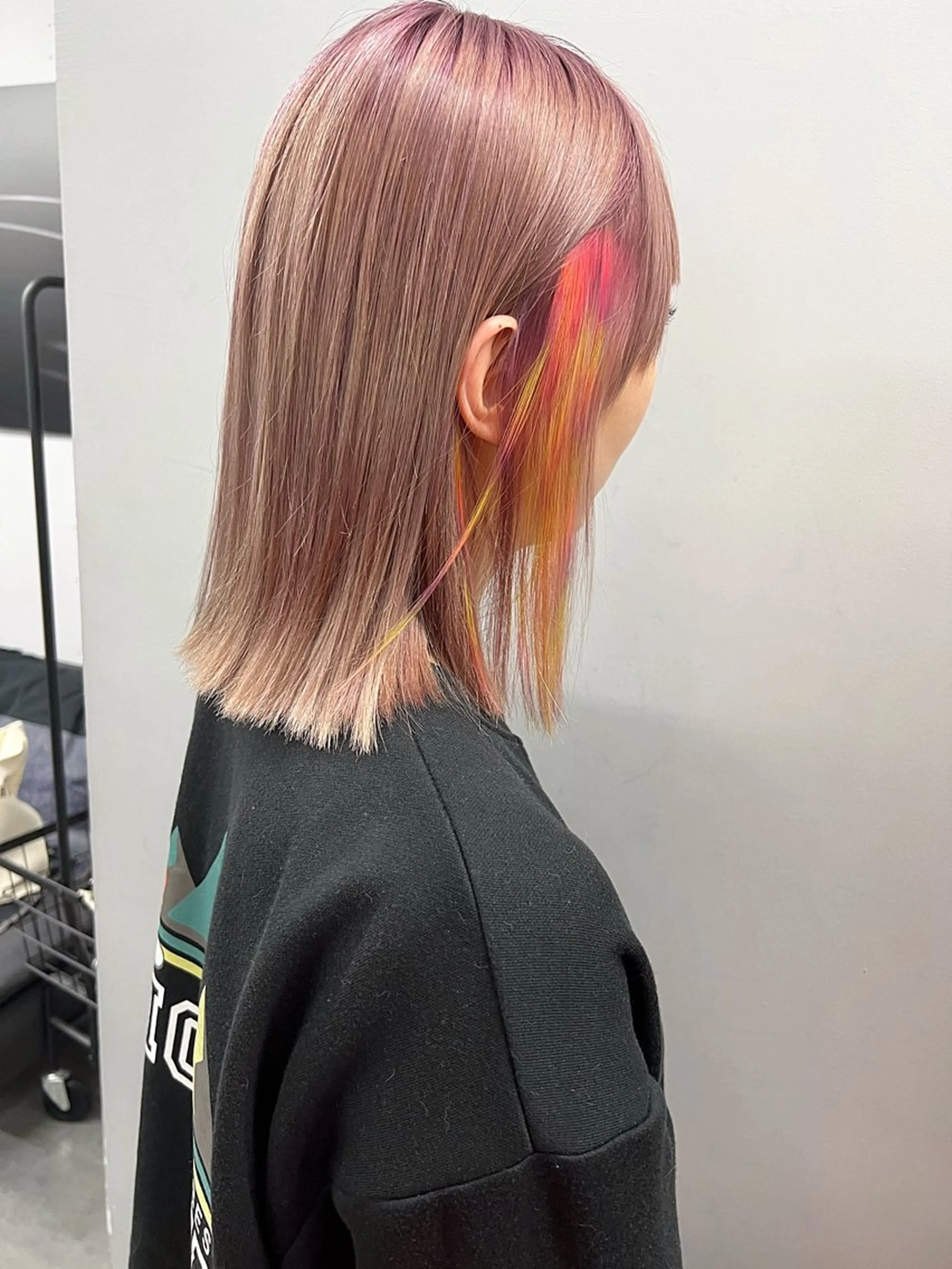 ミディアム カラー ブリーチ デザインカラー カット ヘアカラー トリートメント 【痛くないブリーチ】 野村友大のヘアスタイル