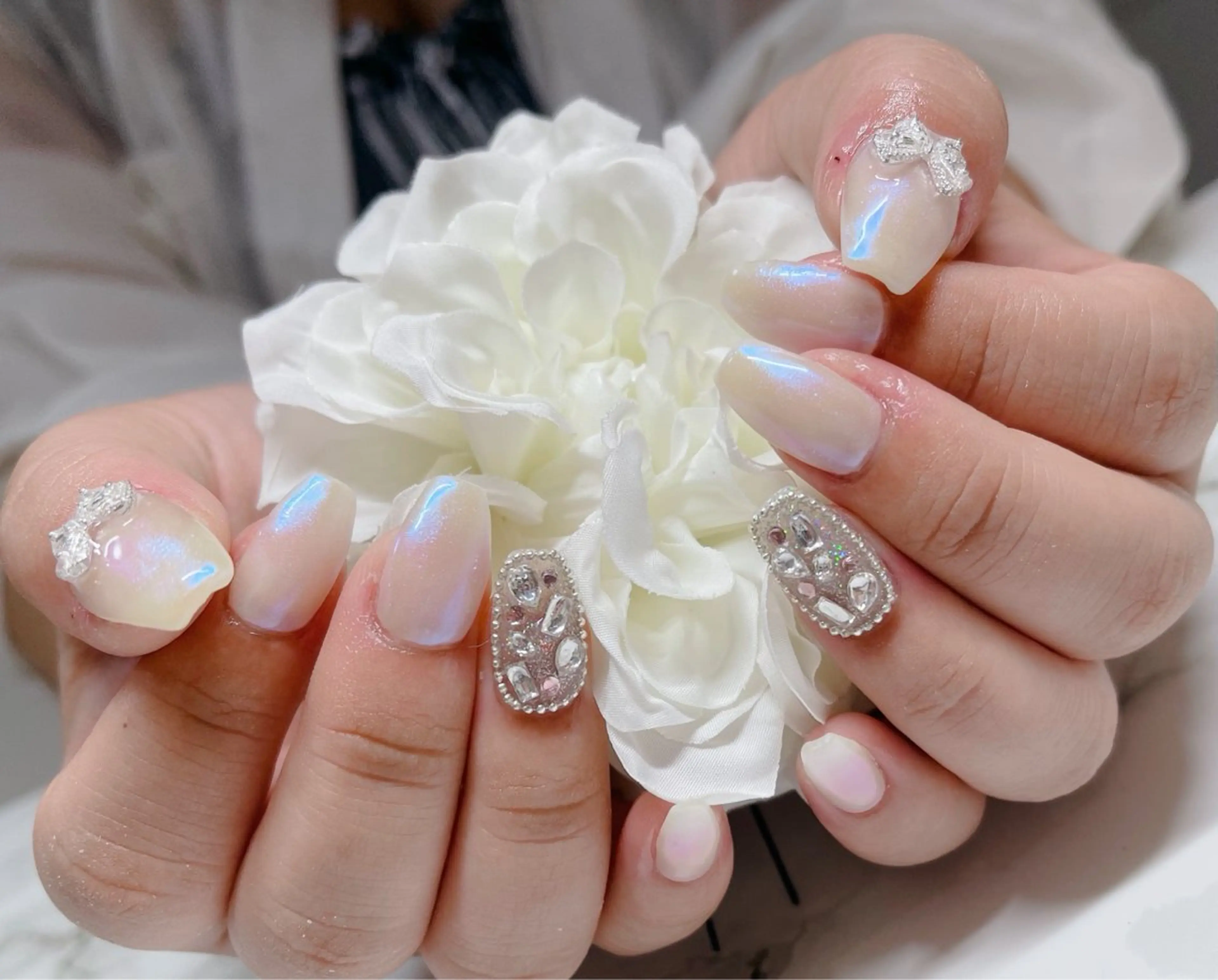 ネイル オーロラネイル ハンドネイル R@nail町田🫧所属・R@nail🫧町田 🫧らんのネイルデザイン